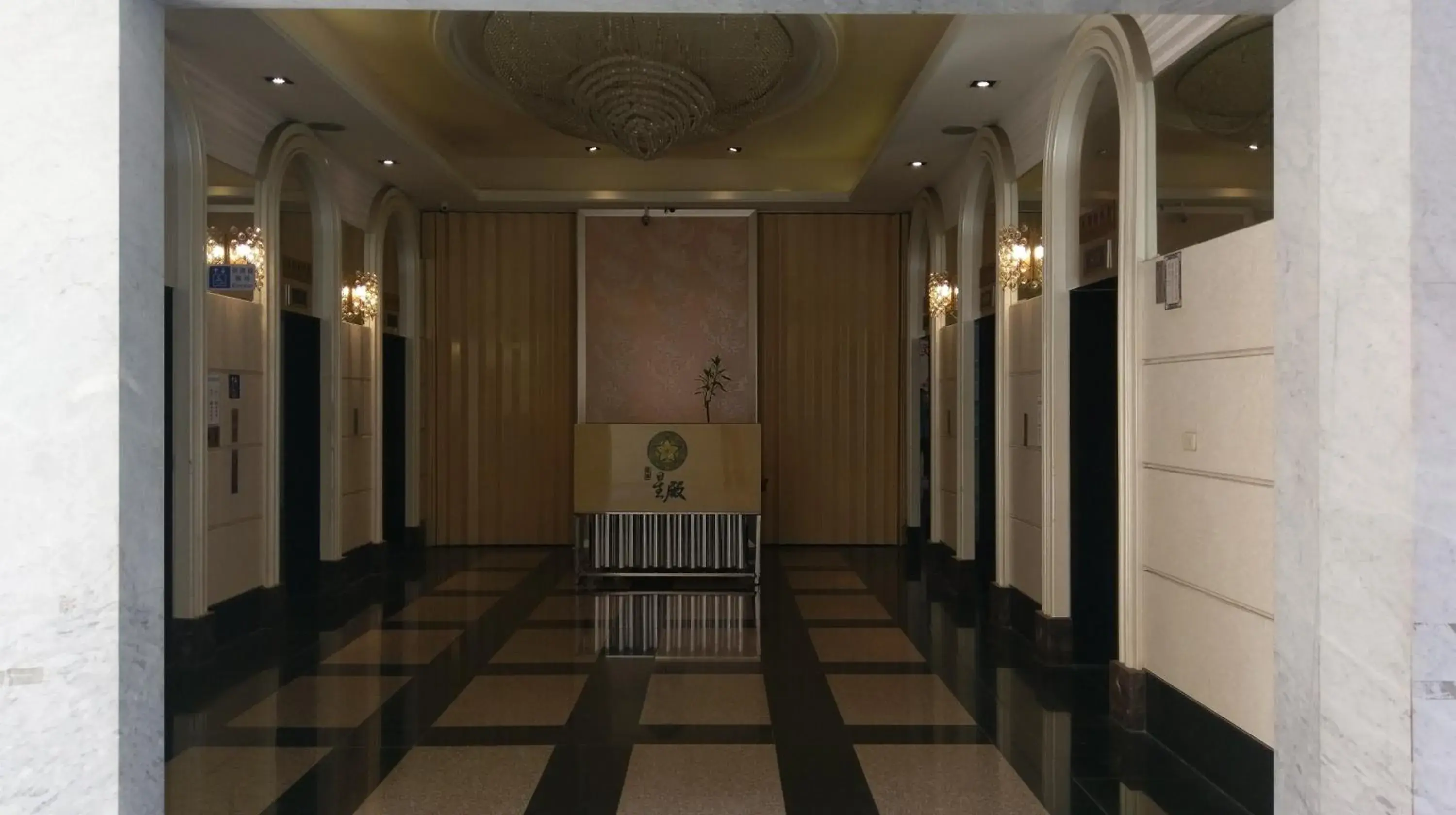 Property building in Walker-Taoyuan Property building in Walker-Taoyuan