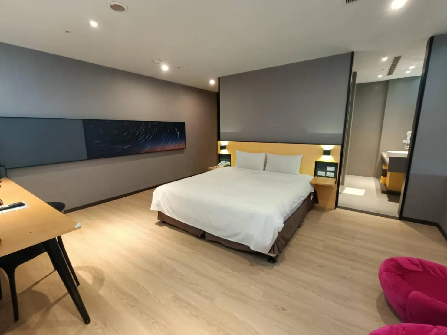 Bed in Walker-Taoyuan