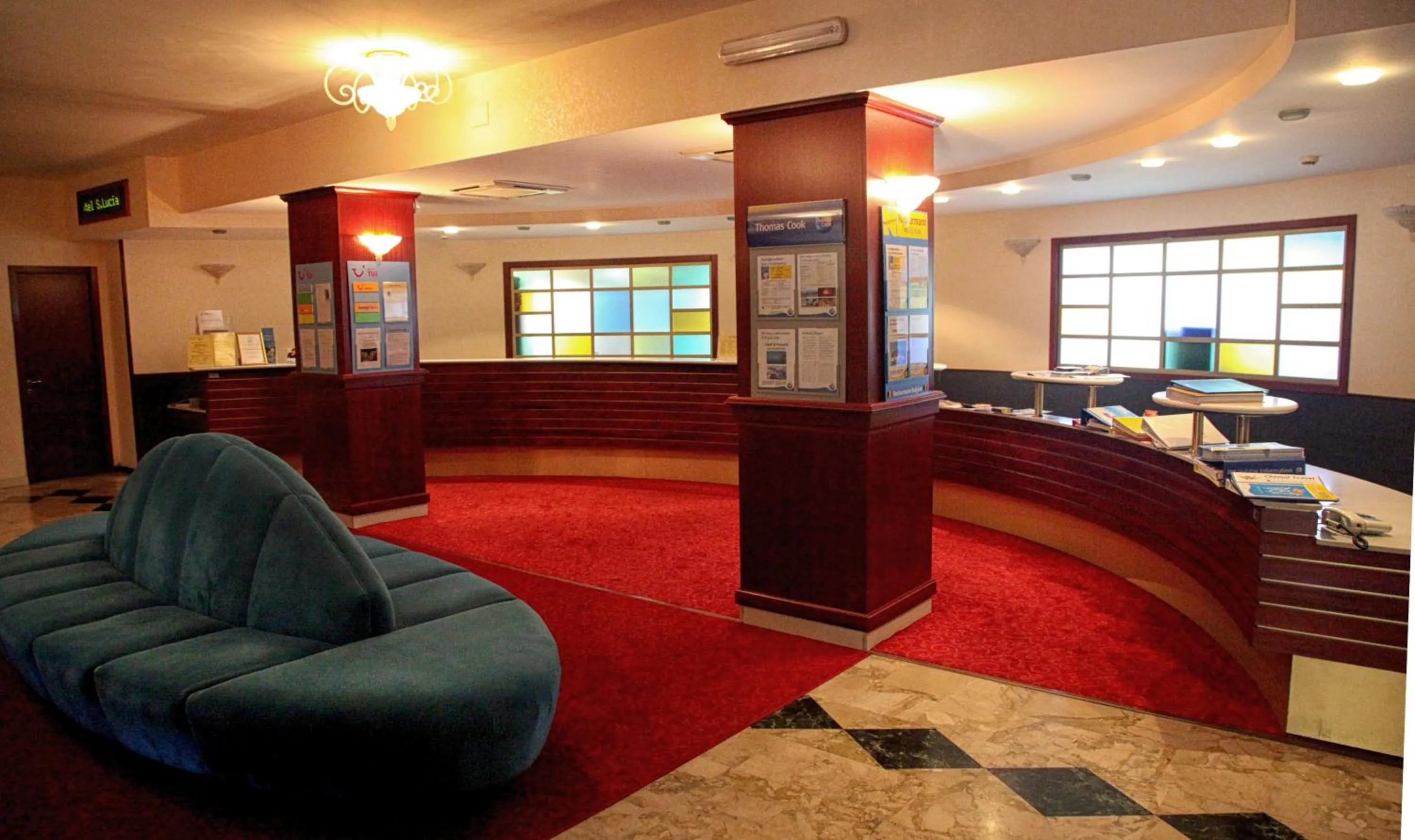 Lobby or reception in Hotel Santa Lucia Le Sabbie d'Oro