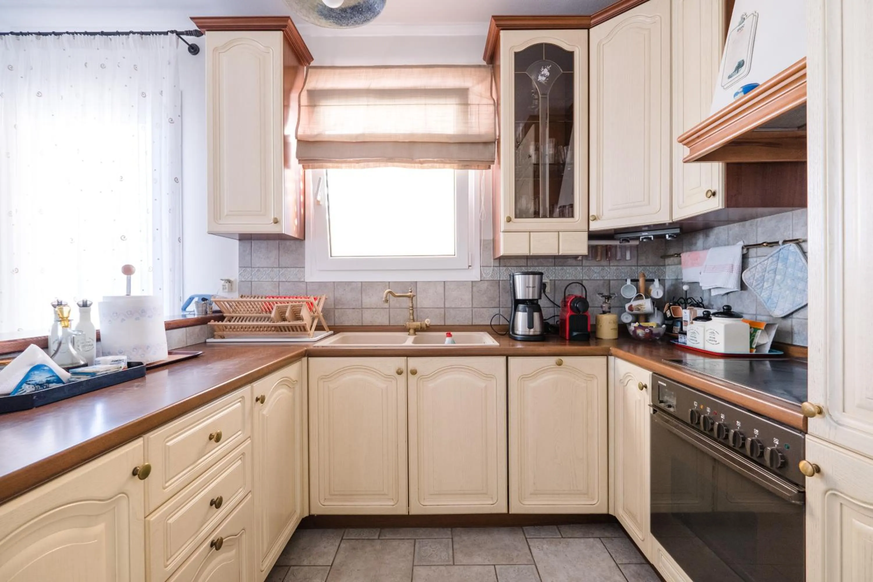 Kitchen or kitchenette in Blue Crystal Villa