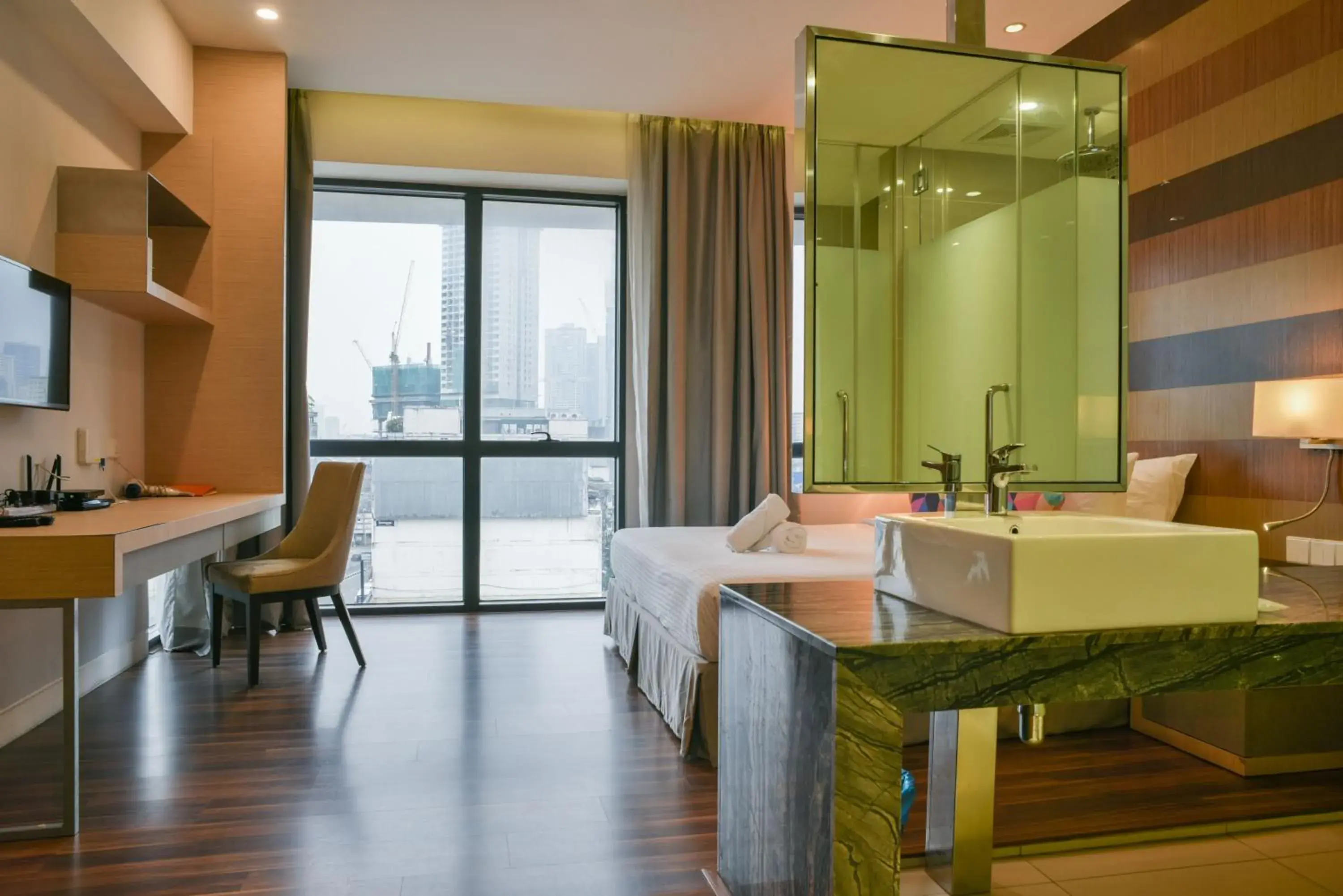 Double Room in D'Majestic Place by Widebed Double Room in D'Majestic Place by Widebed