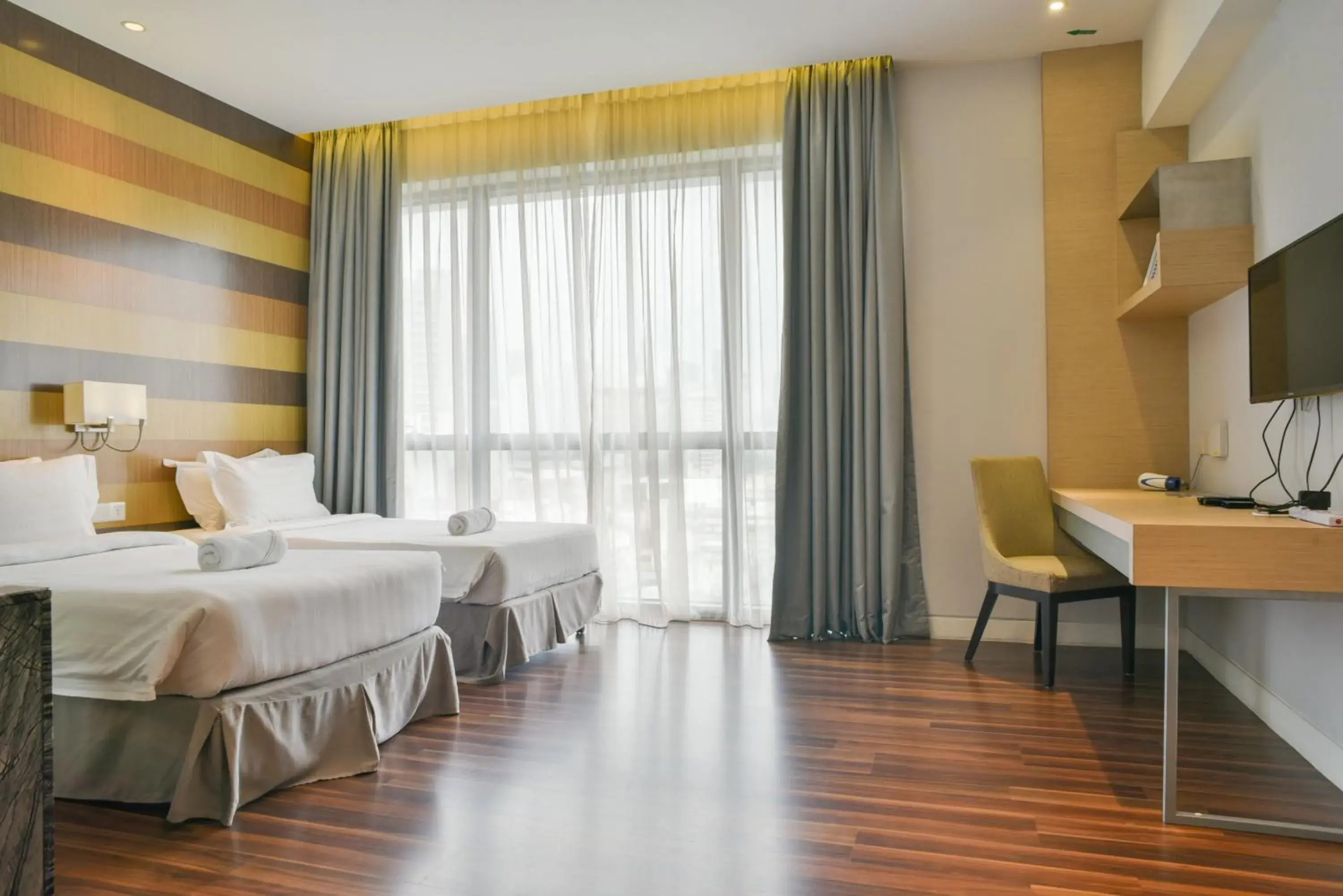 Twin Room in D'Majestic Place by Widebed Twin Room in D'Majestic Place by Widebed