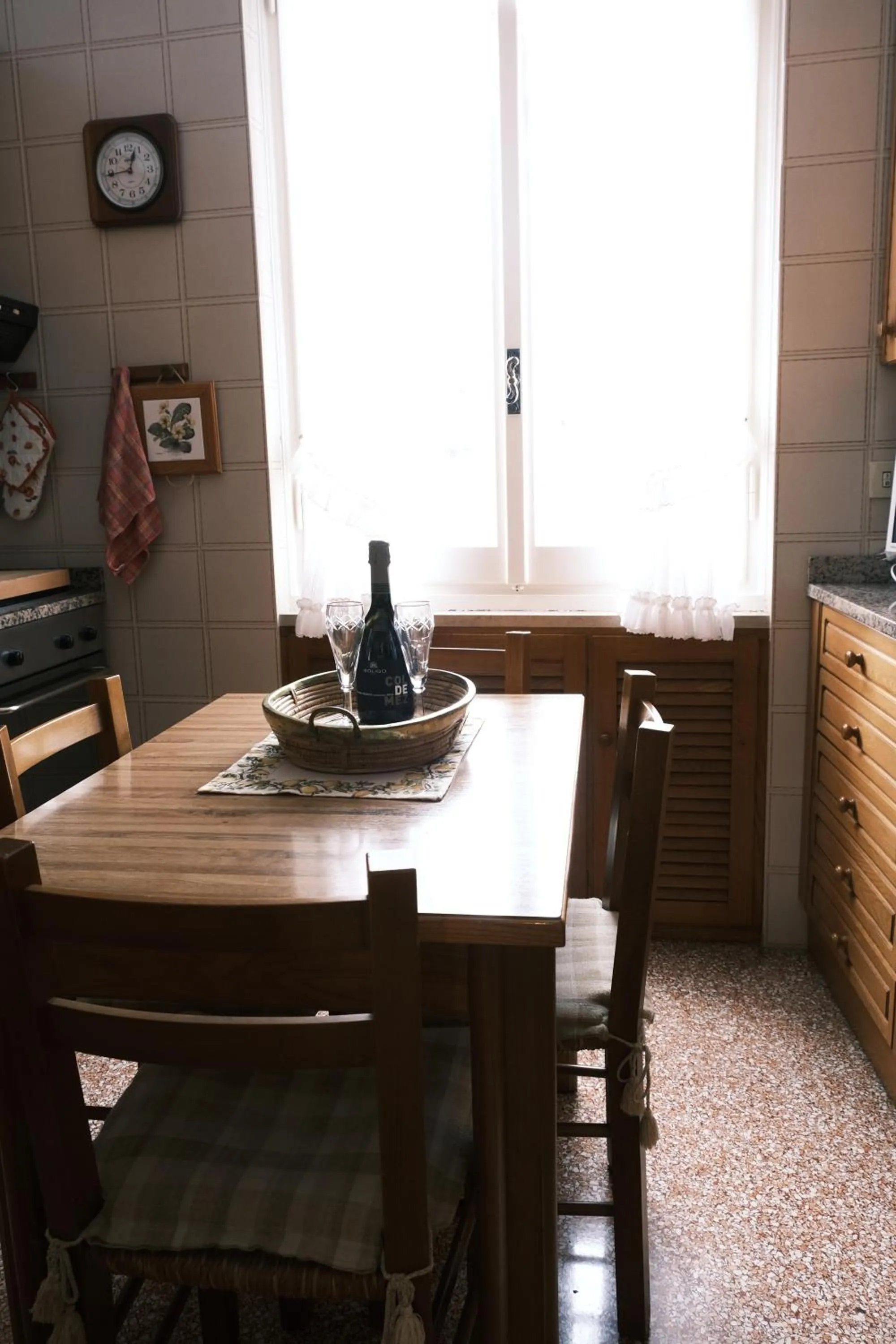 Kitchen or kitchenette in Turchino Apartment & Terrazza della Luisa by PortofinoVacanze