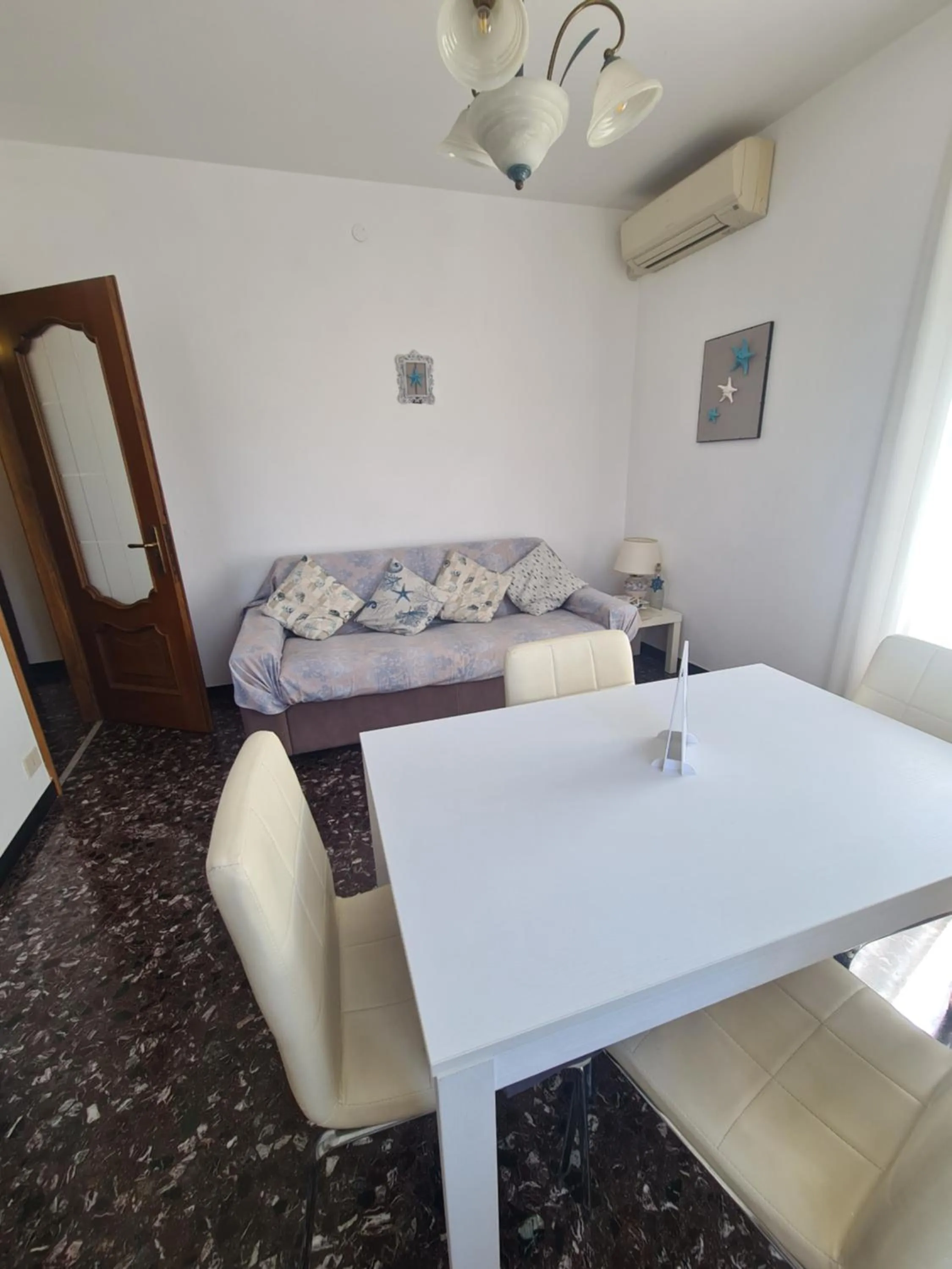 Living room in Turchino Apartment & Terrazza della Luisa by PortofinoVacanze