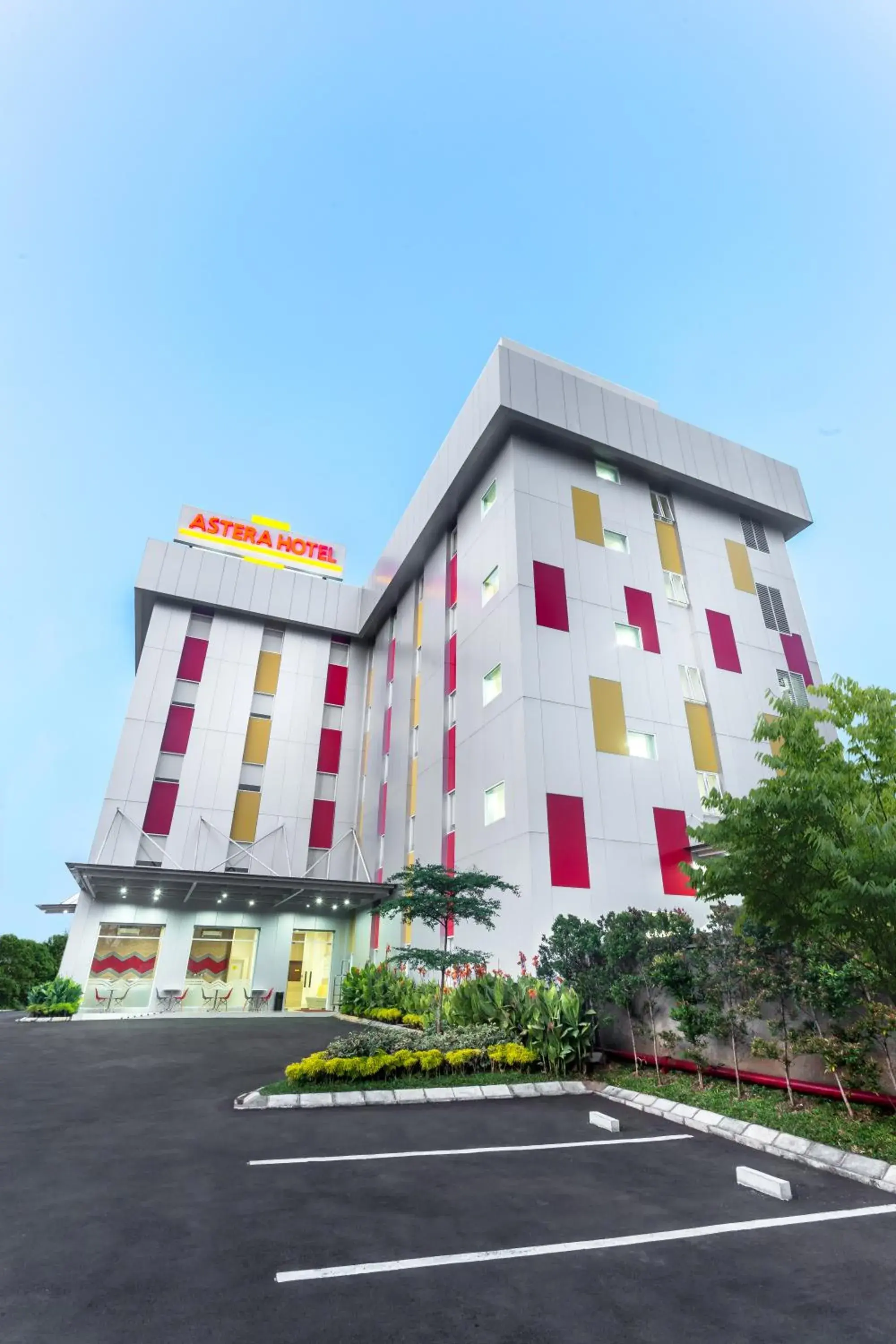 Property building in Astera Hotel Bintaro Property building in Astera Hotel Bintaro