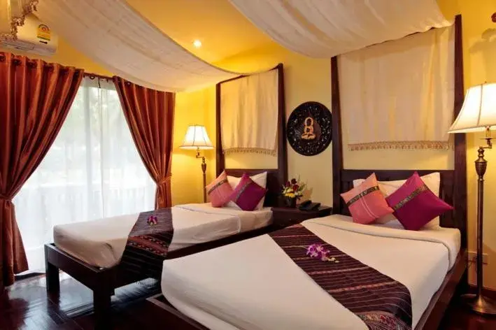 Bed in Coral Hotel Bangsaphan Bed in Coral Hotel Bangsaphan