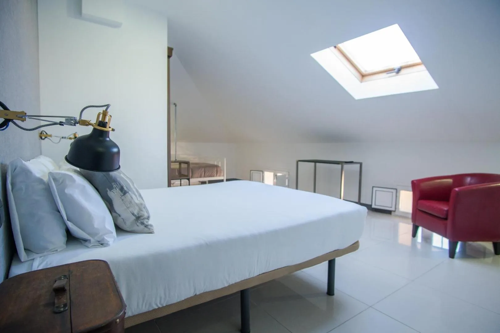 Photo of the whole room, Bed in The Lights City Rooms