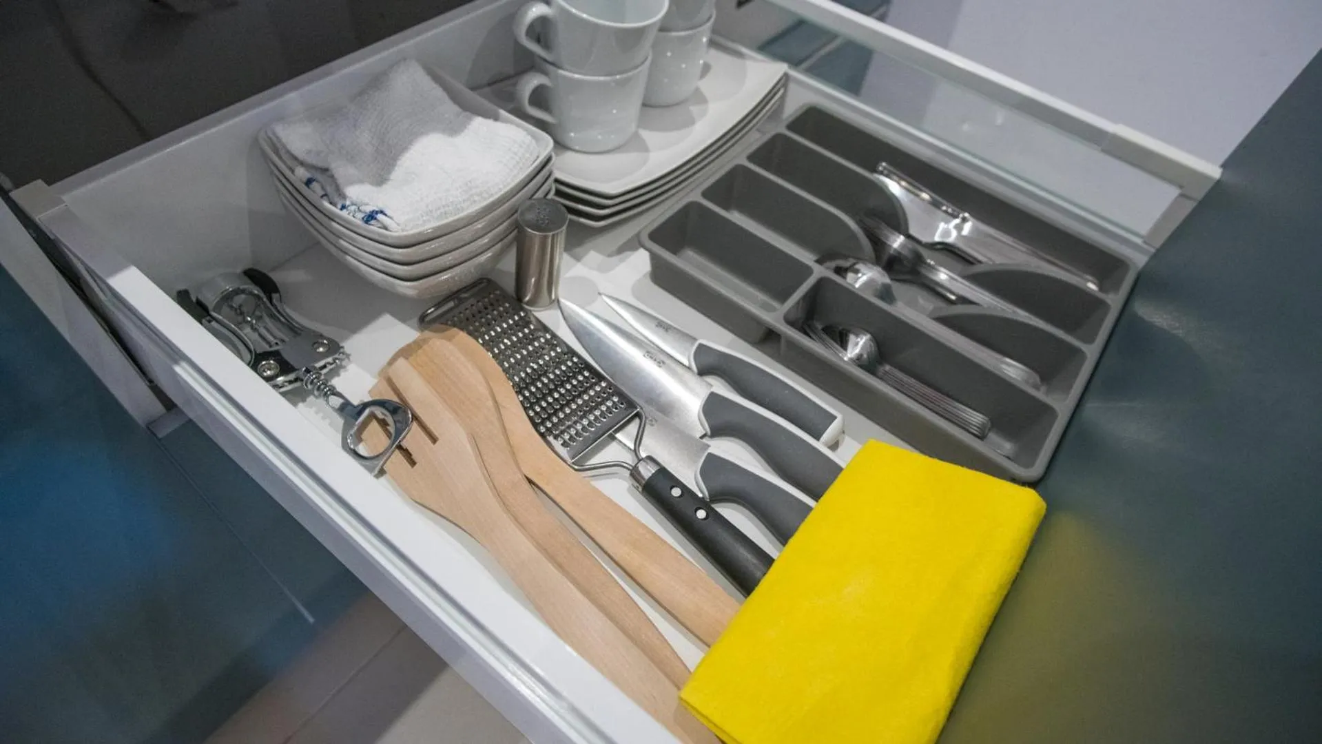 Kitchen or kitchenette in The Lights City Rooms