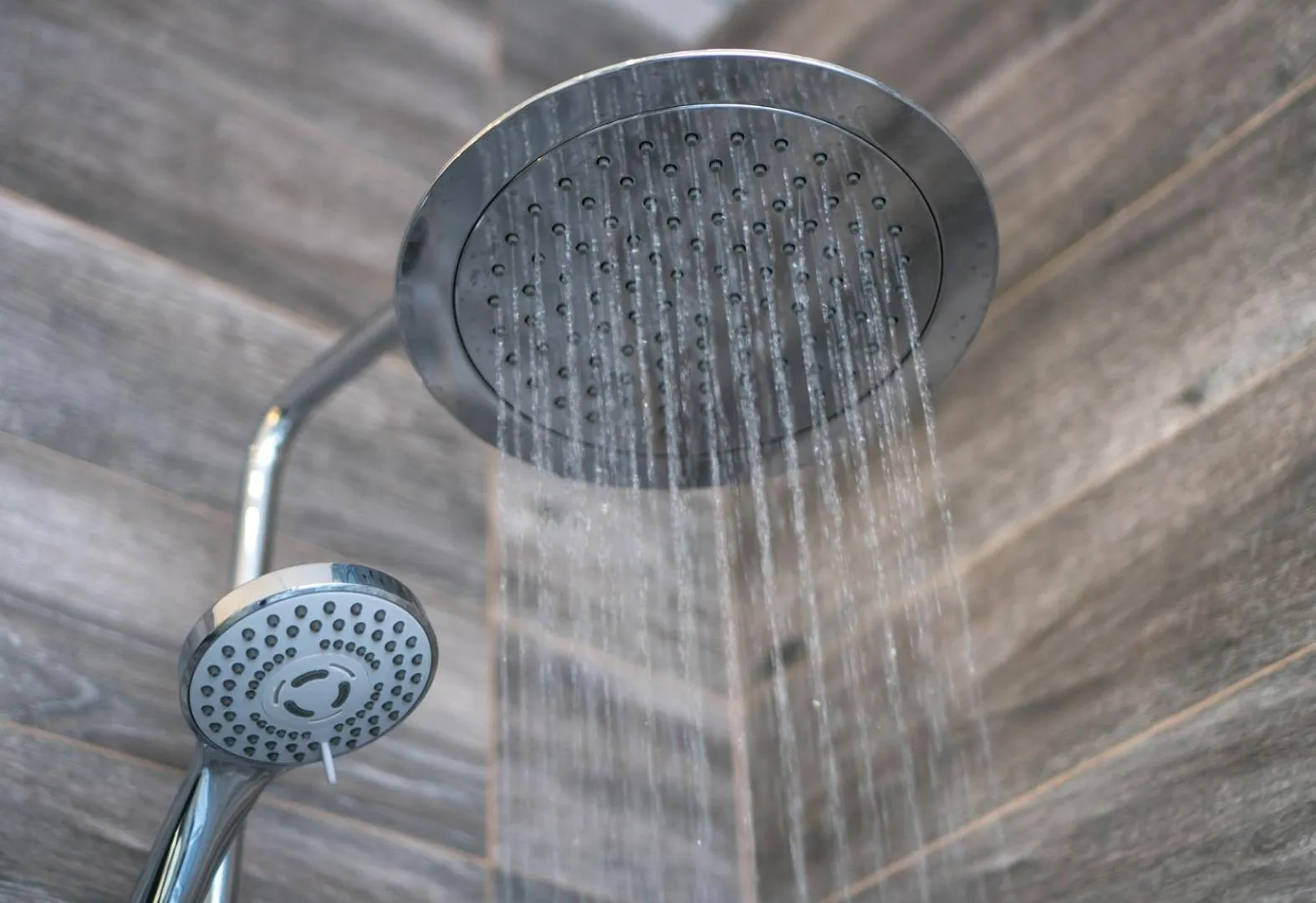 Shower in The Lights City Rooms