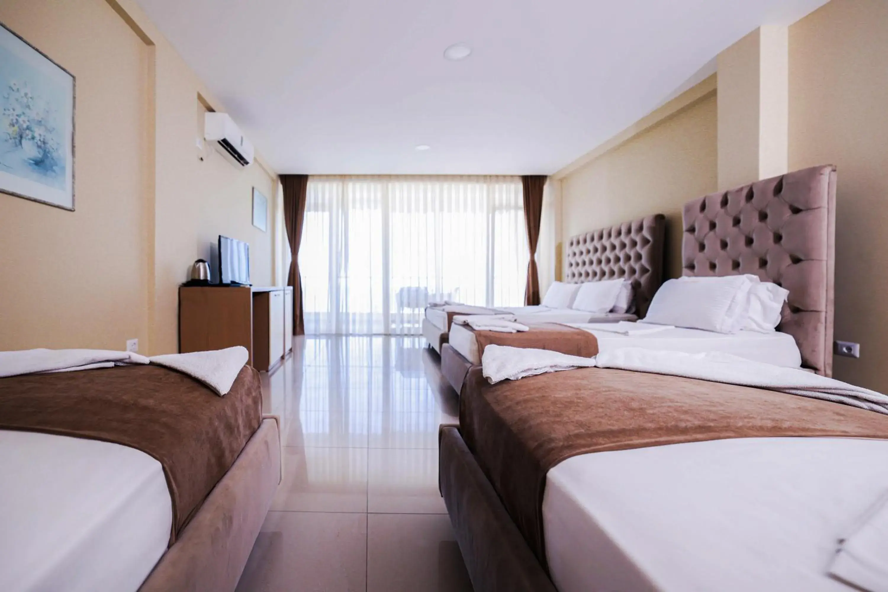 Family Room with Sea View in Hotel Frojd - Beach Front Resort Family Room with Sea View in Hotel Frojd - Beach Front Resort