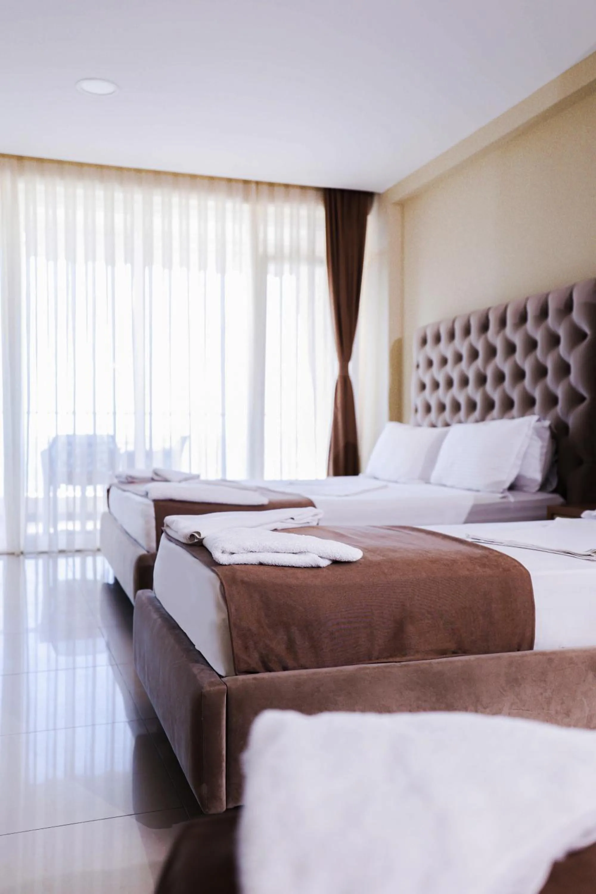 Family Room with Sea View in Hotel Frojd - Beach Front Resort