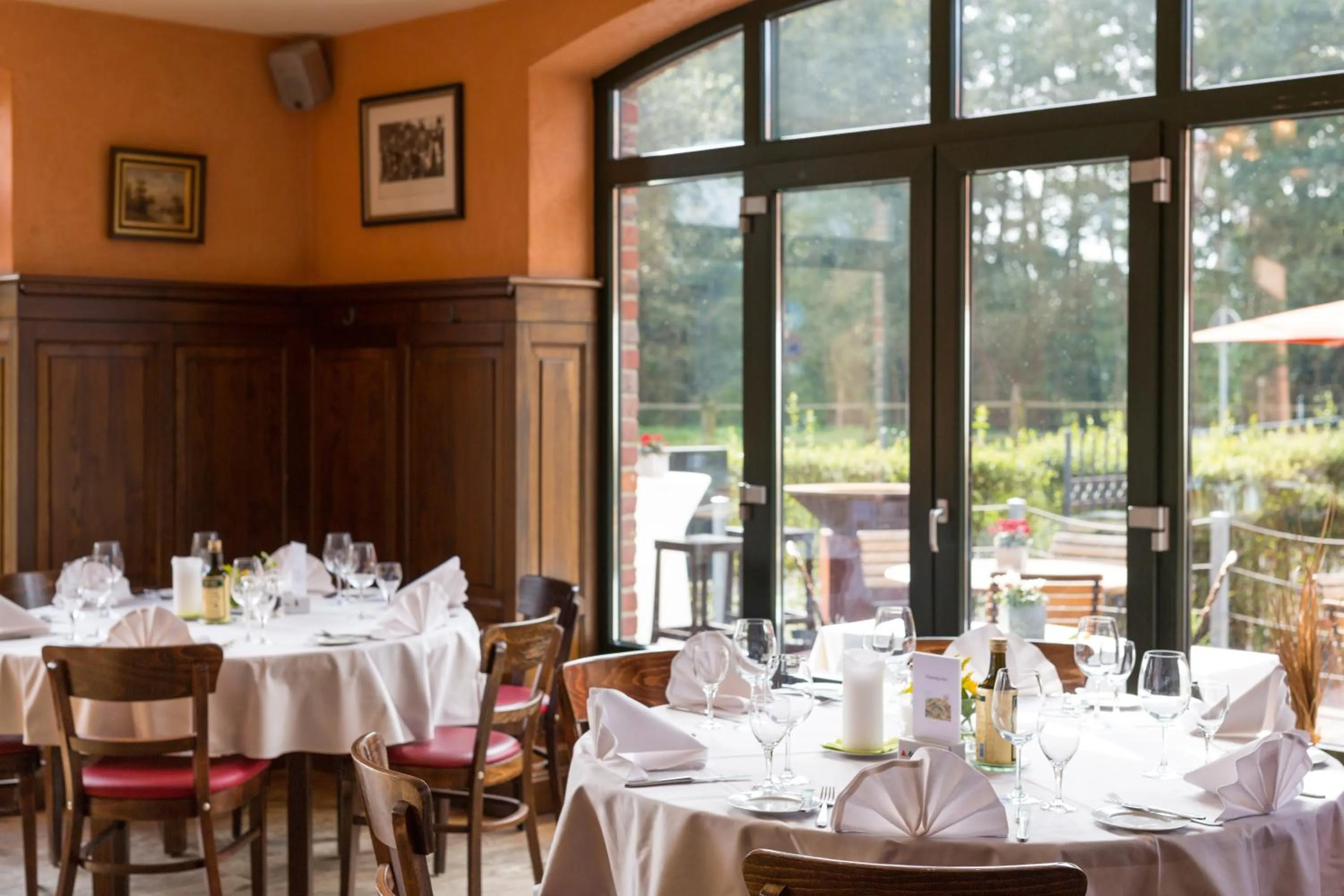 Restaurant/places to eat in Gasthaus Luthemuhle