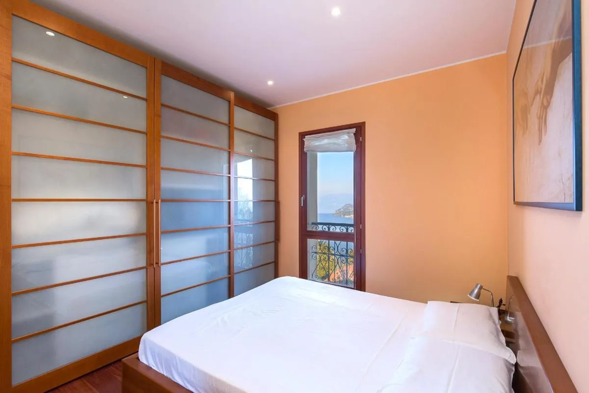 Bedroom, Bed in Villa Caterina by Impero House