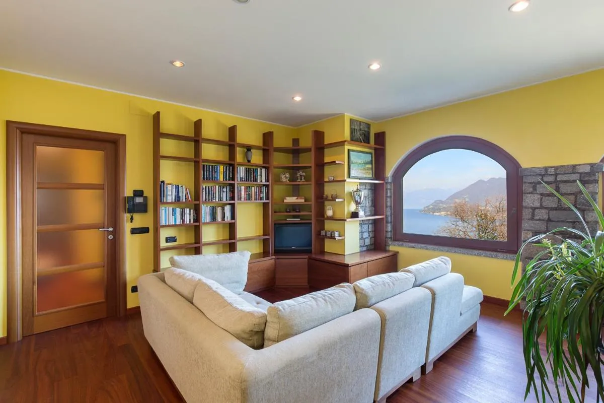 Living room in Villa Caterina by Impero House