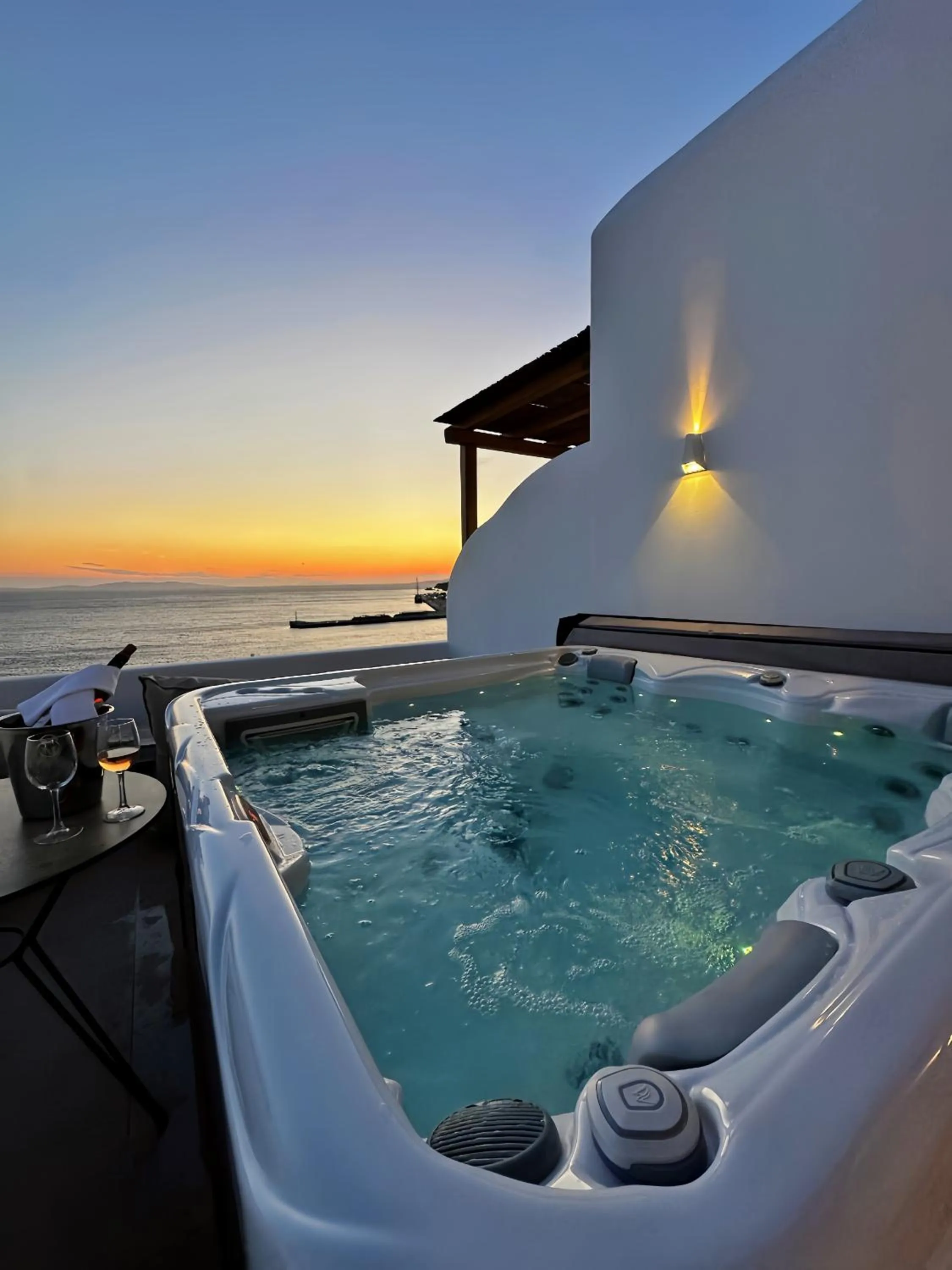 Hot Tub in Avra Mykonos