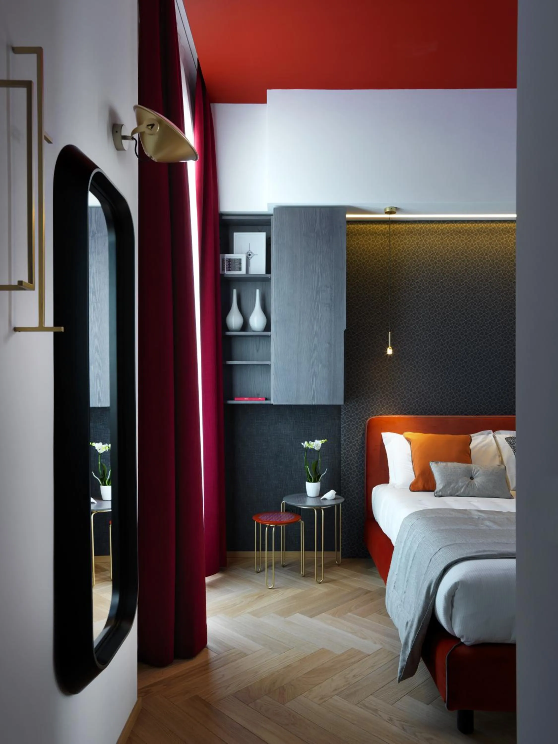 Bedroom, Bed in Conti Guest House