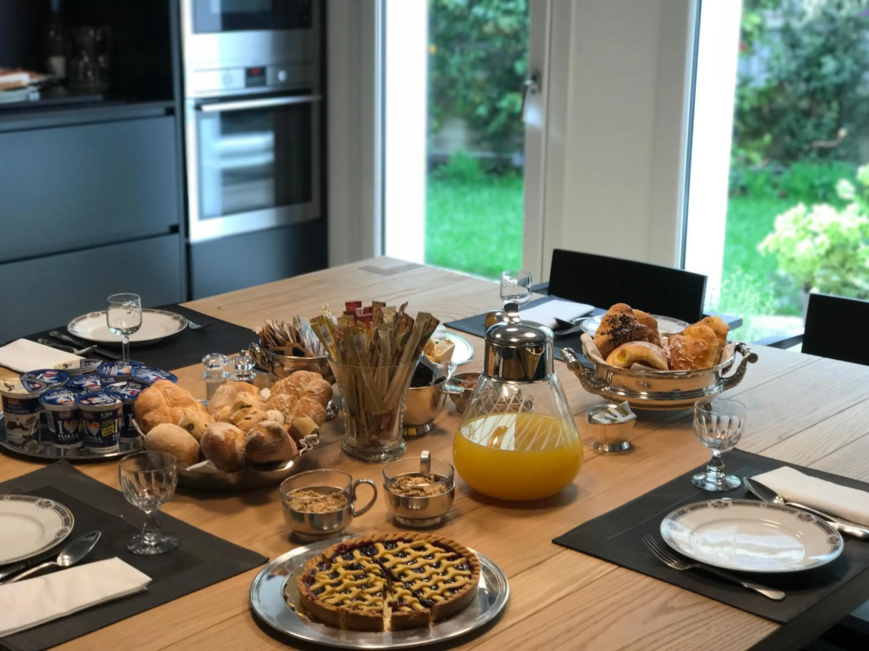Continental breakfast in Conti Guest House