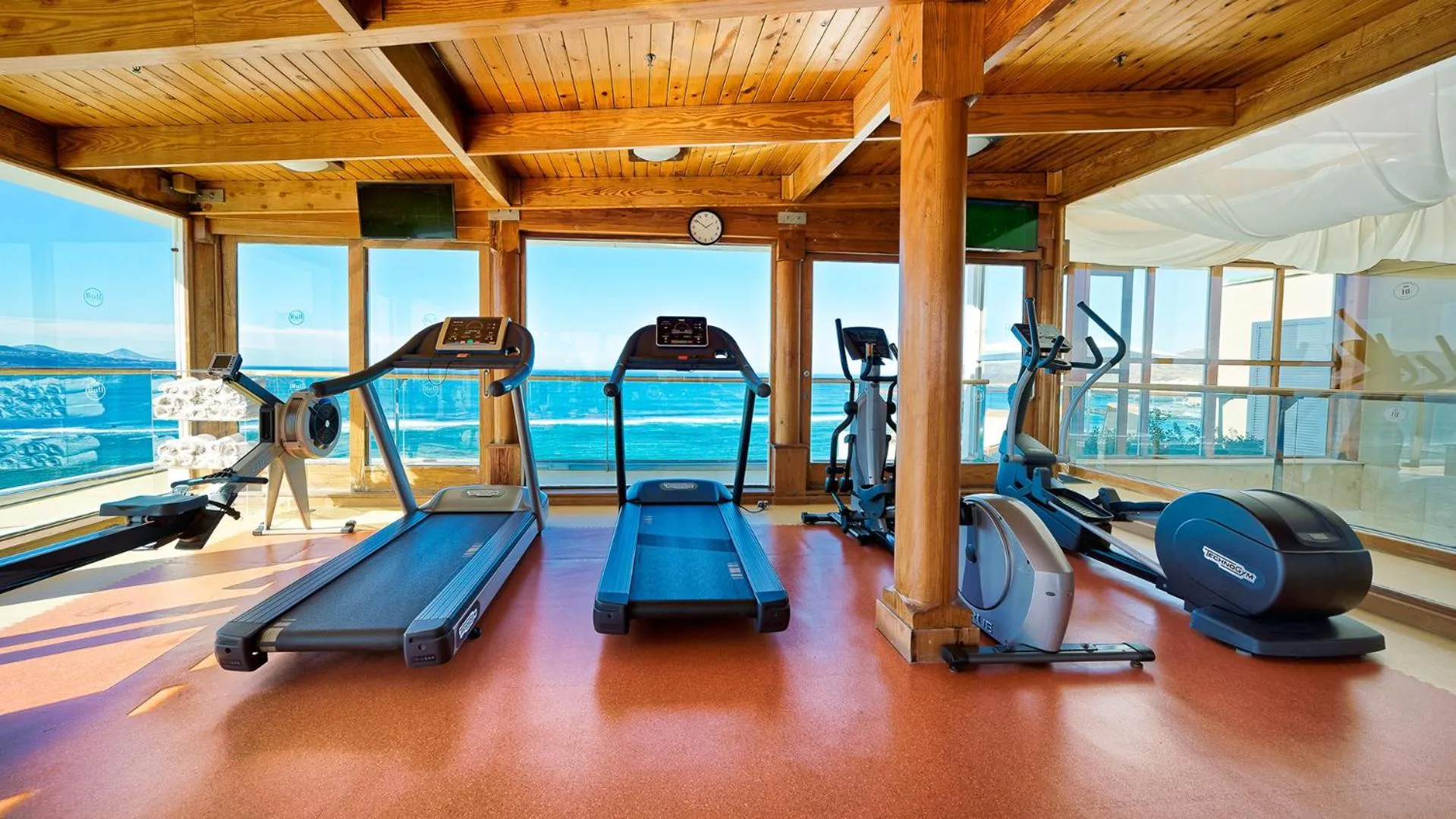 Fitness centre/facilities in Bull Reina Isabel & SPA