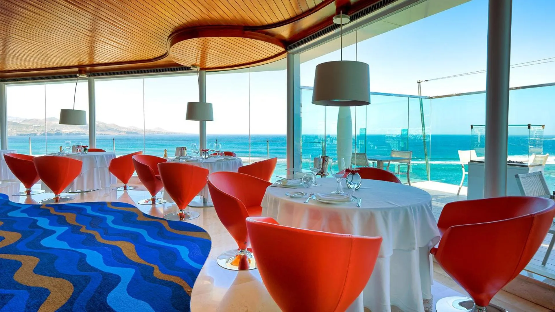 Banquet/Function facilities in Bull Reina Isabel & SPA