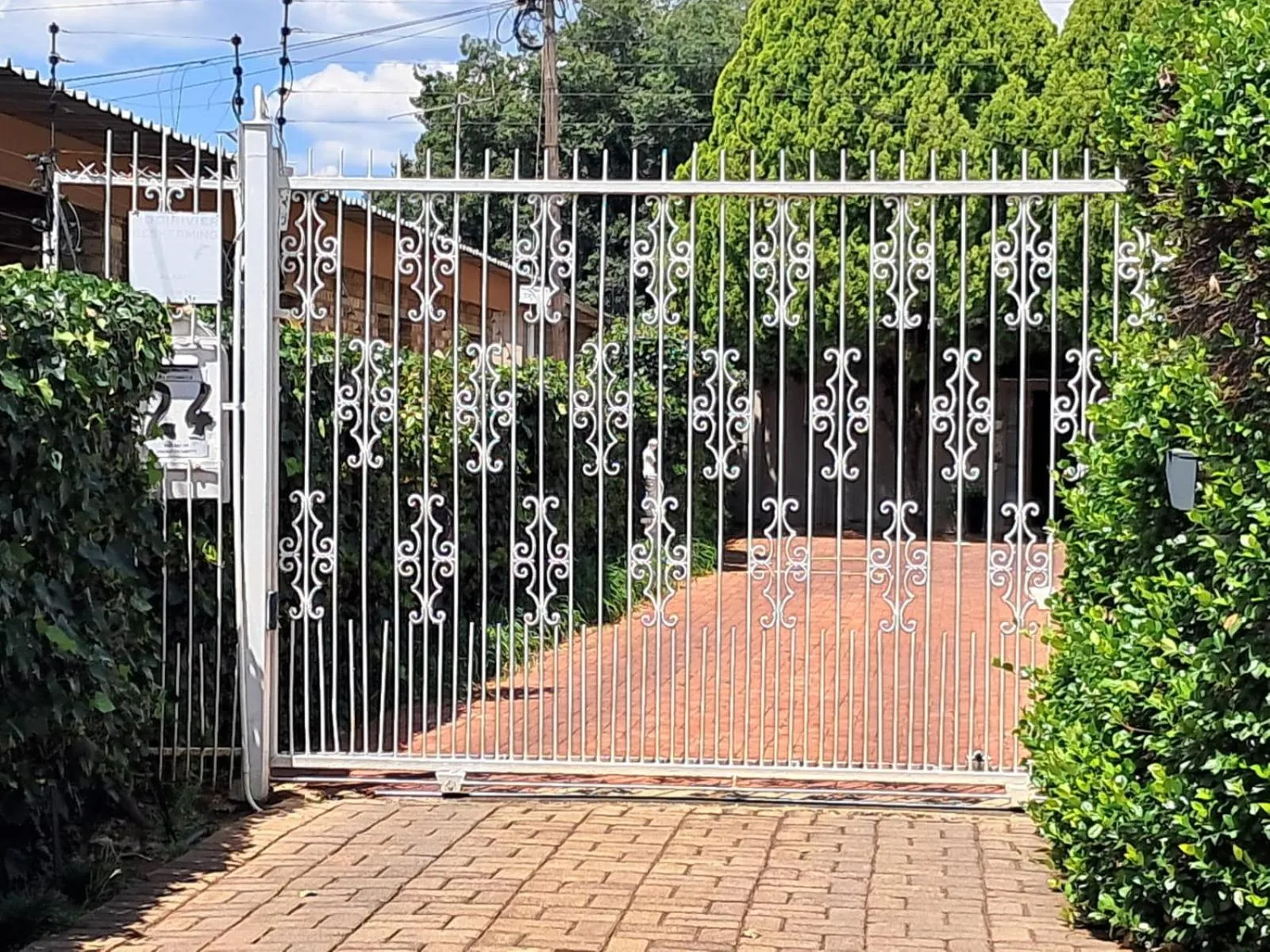 Facade/entrance in Jakkalsdraai Guest House