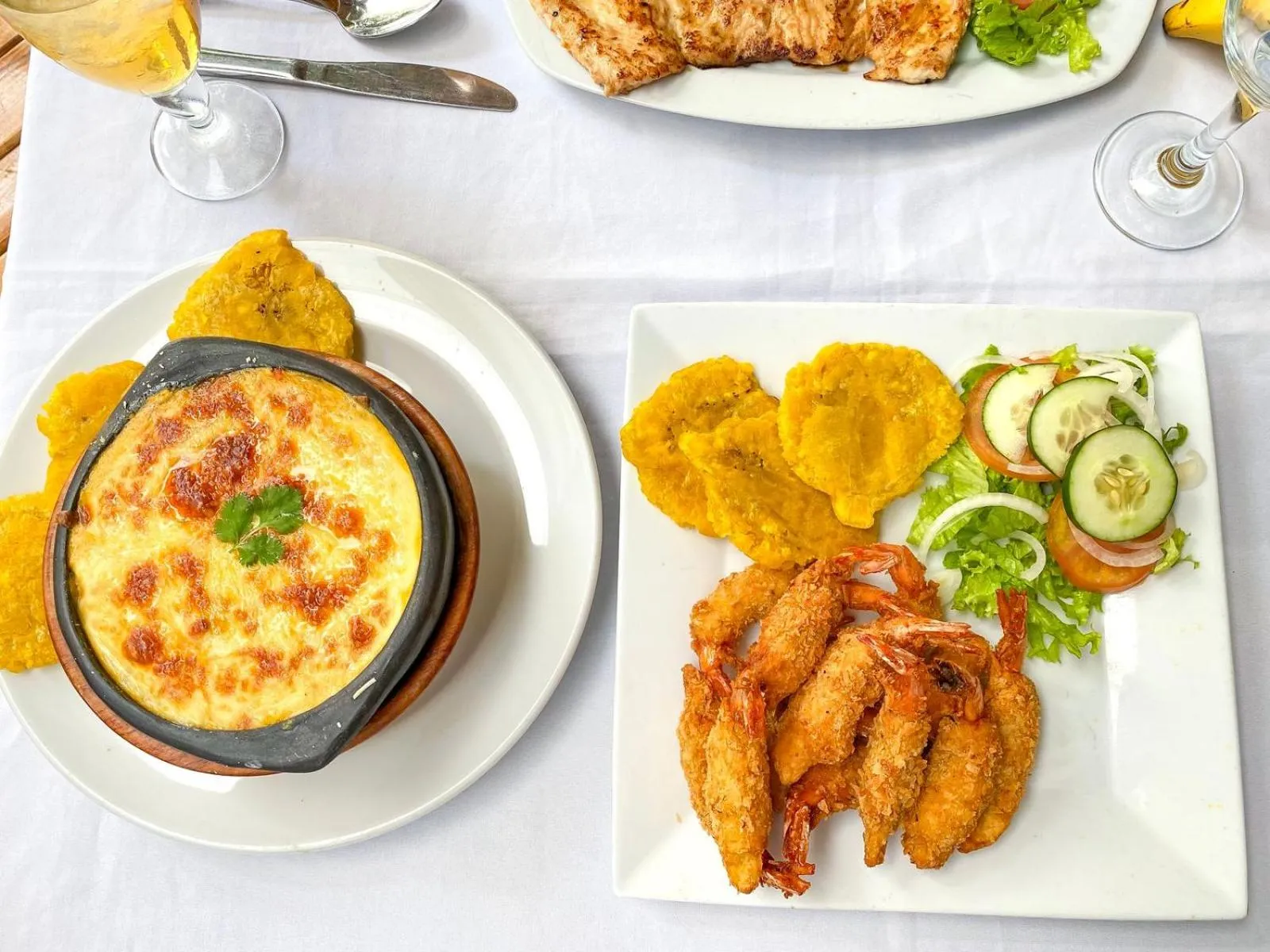 Restaurant/places to eat in Awa De Mar Hotel Tolu