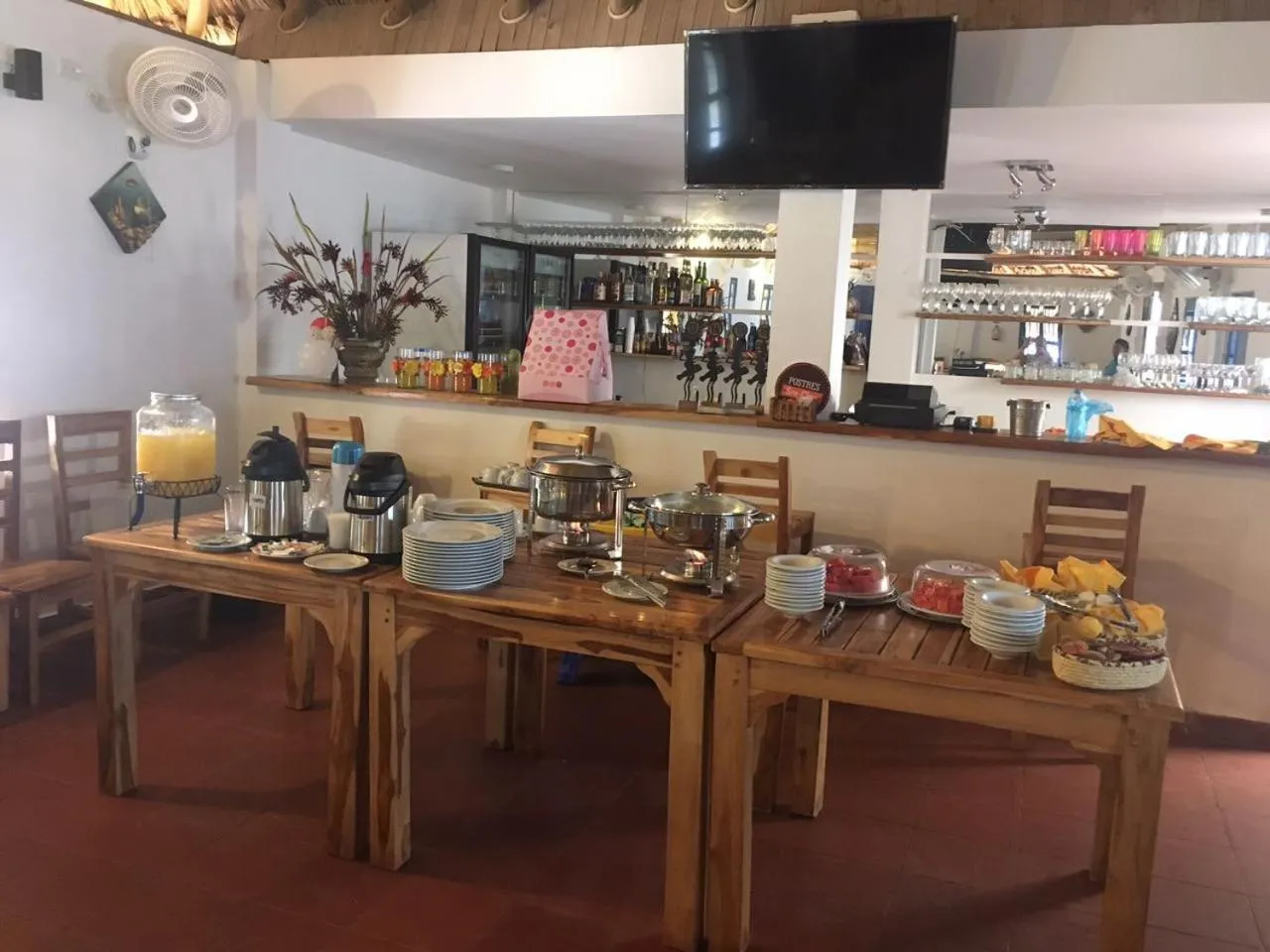 Food and drinks in Awa De Mar Hotel Tolu