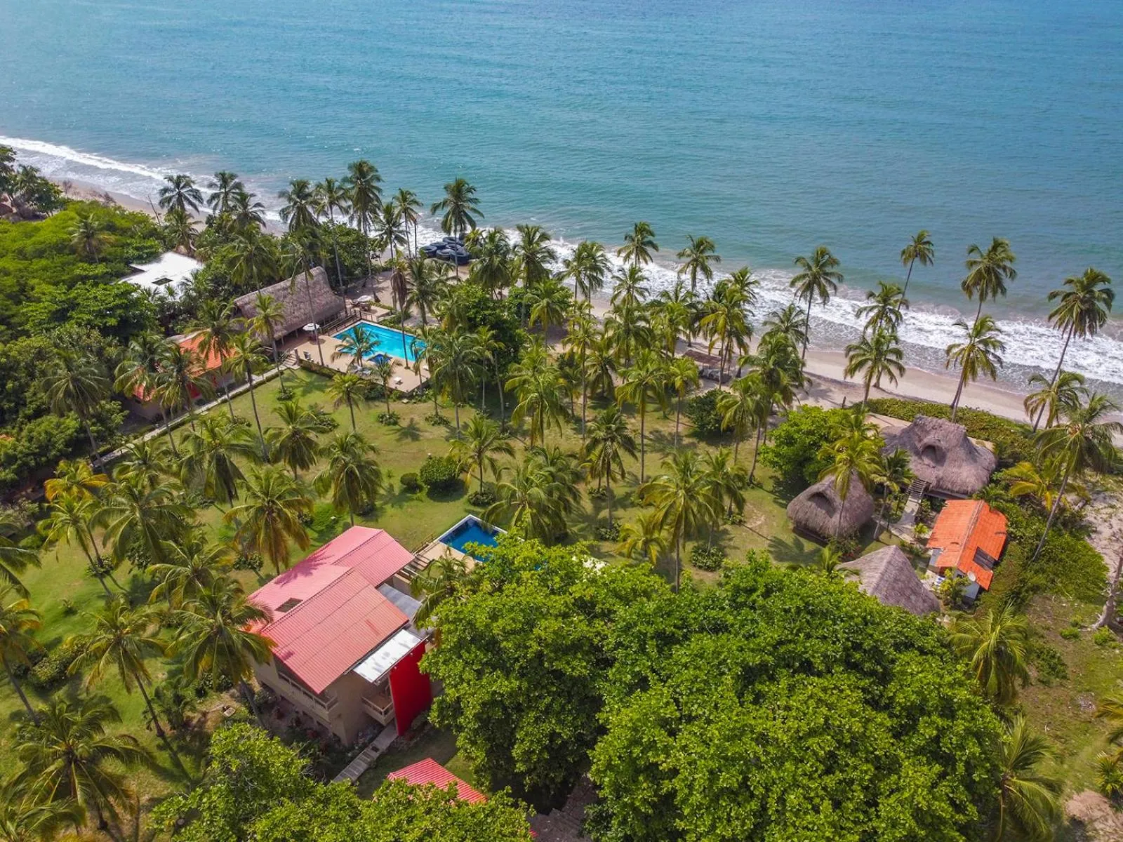 Property building in Hotel Chiniu