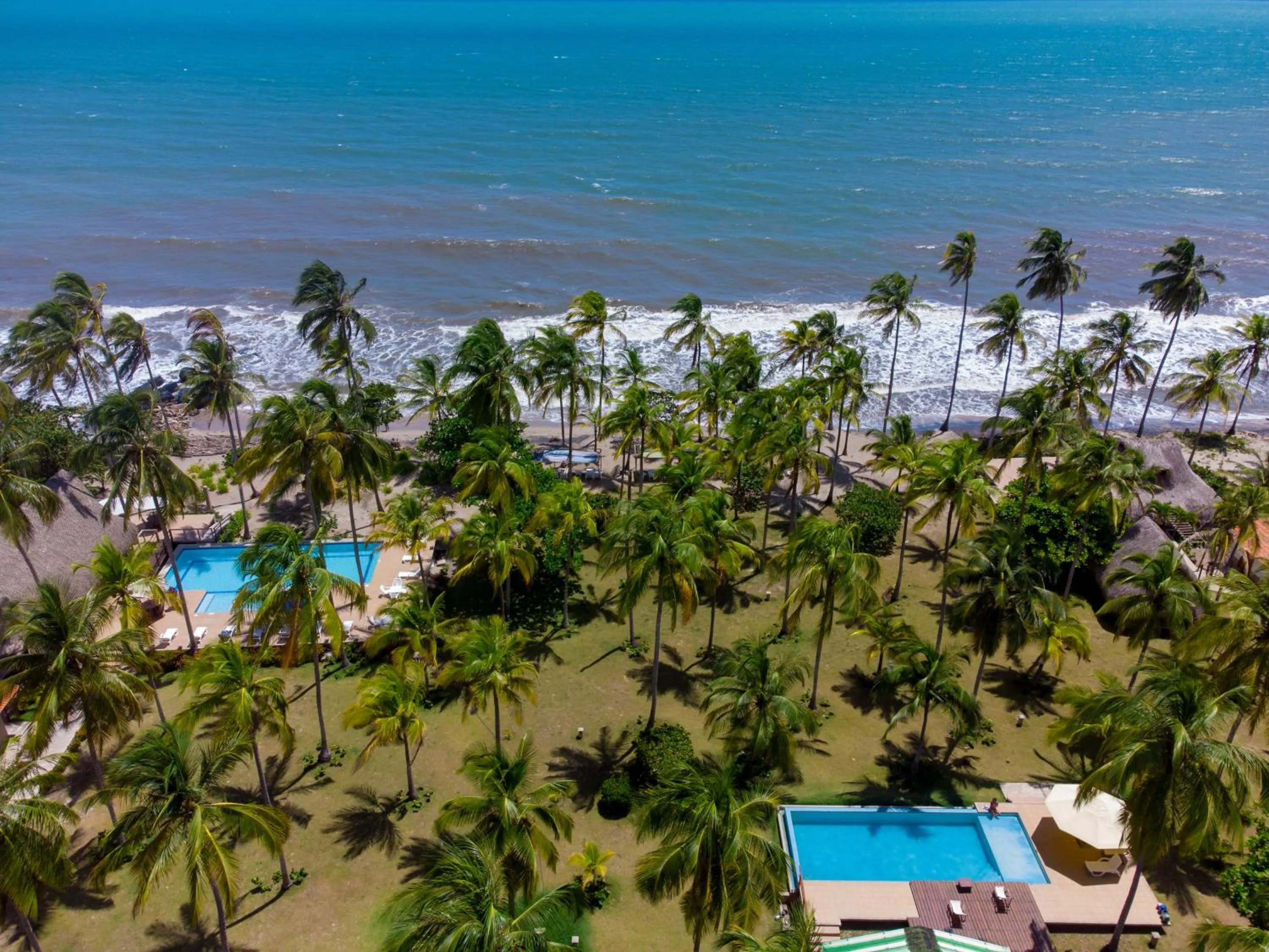 Swimming pool in Hotel Chiniu
