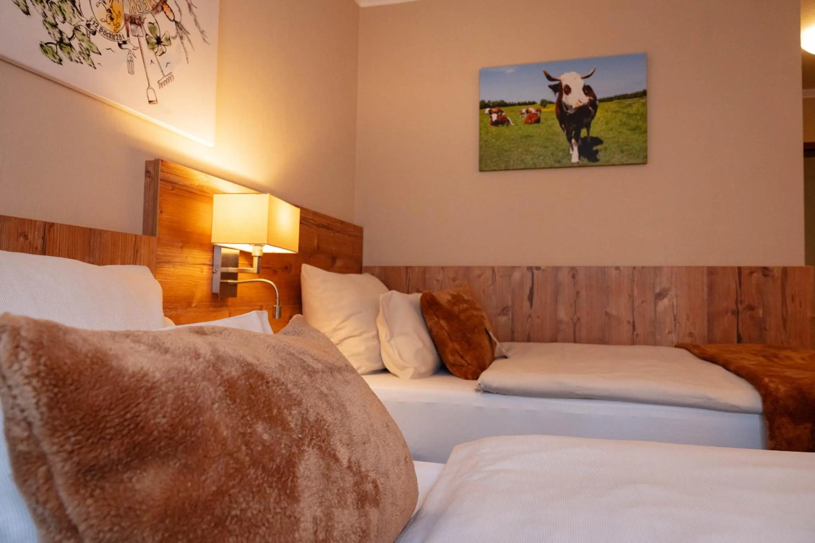 Bed in Hotel & Restaurant Zum Reussenstein