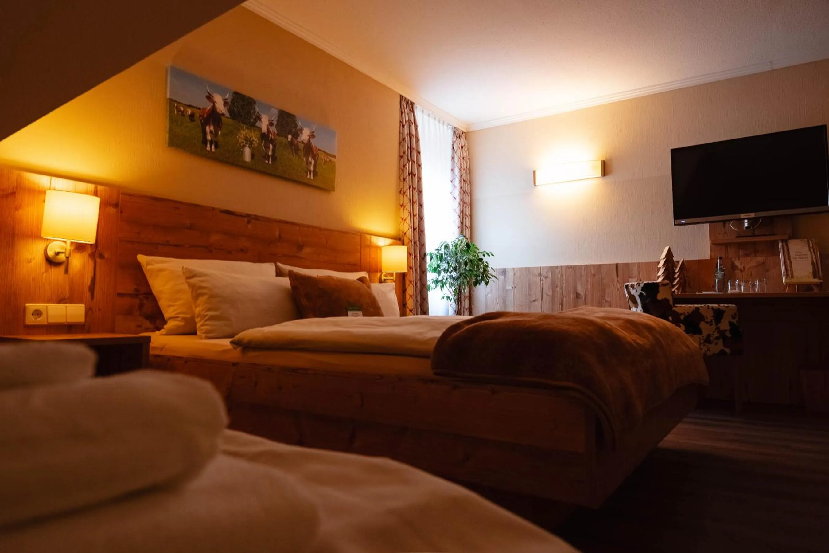 Bed in Hotel & Restaurant Zum Reussenstein