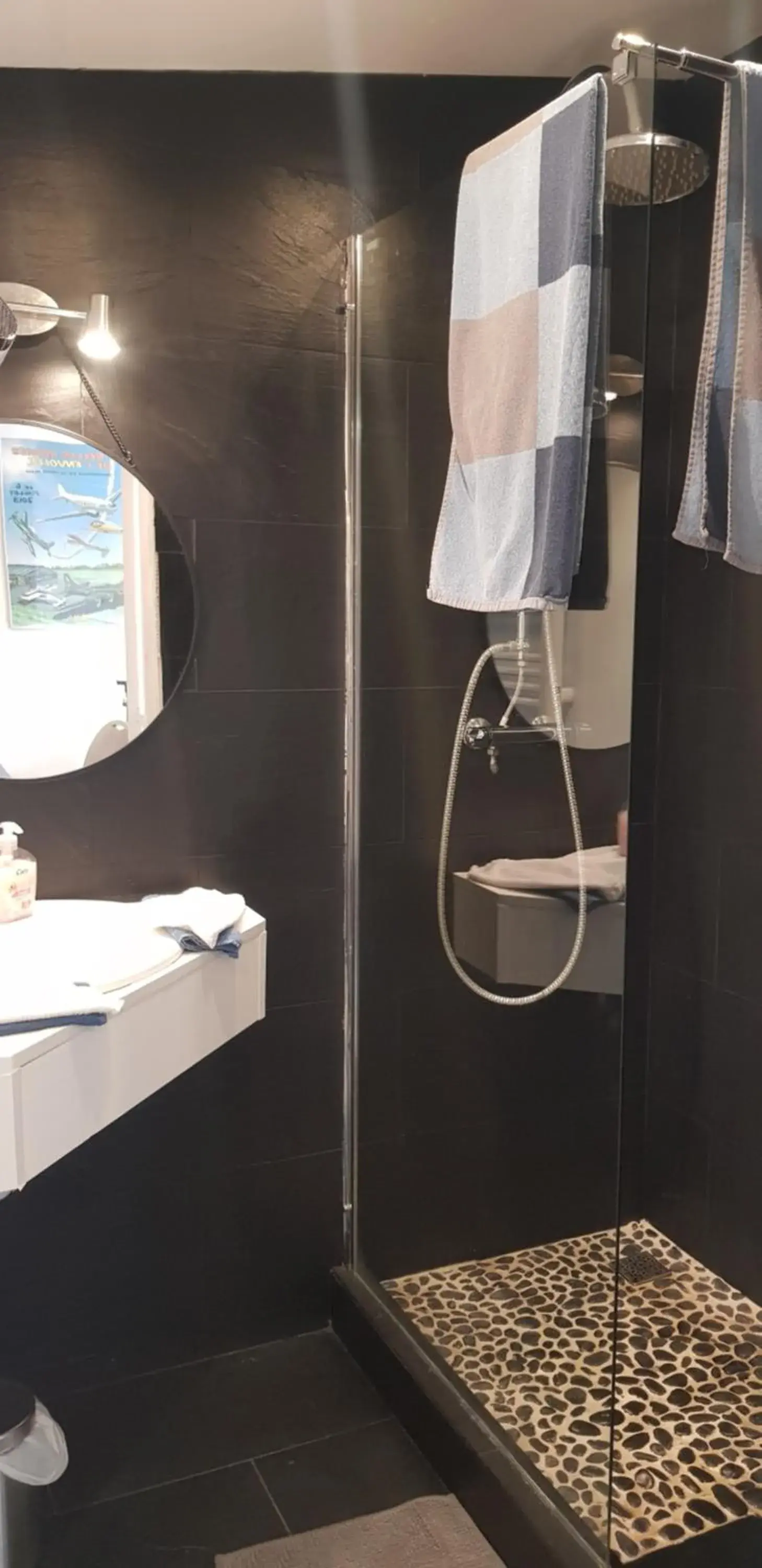 Double Room with Private Bathroom in Le moulin Double Room with Private Bathroom in Le moulin