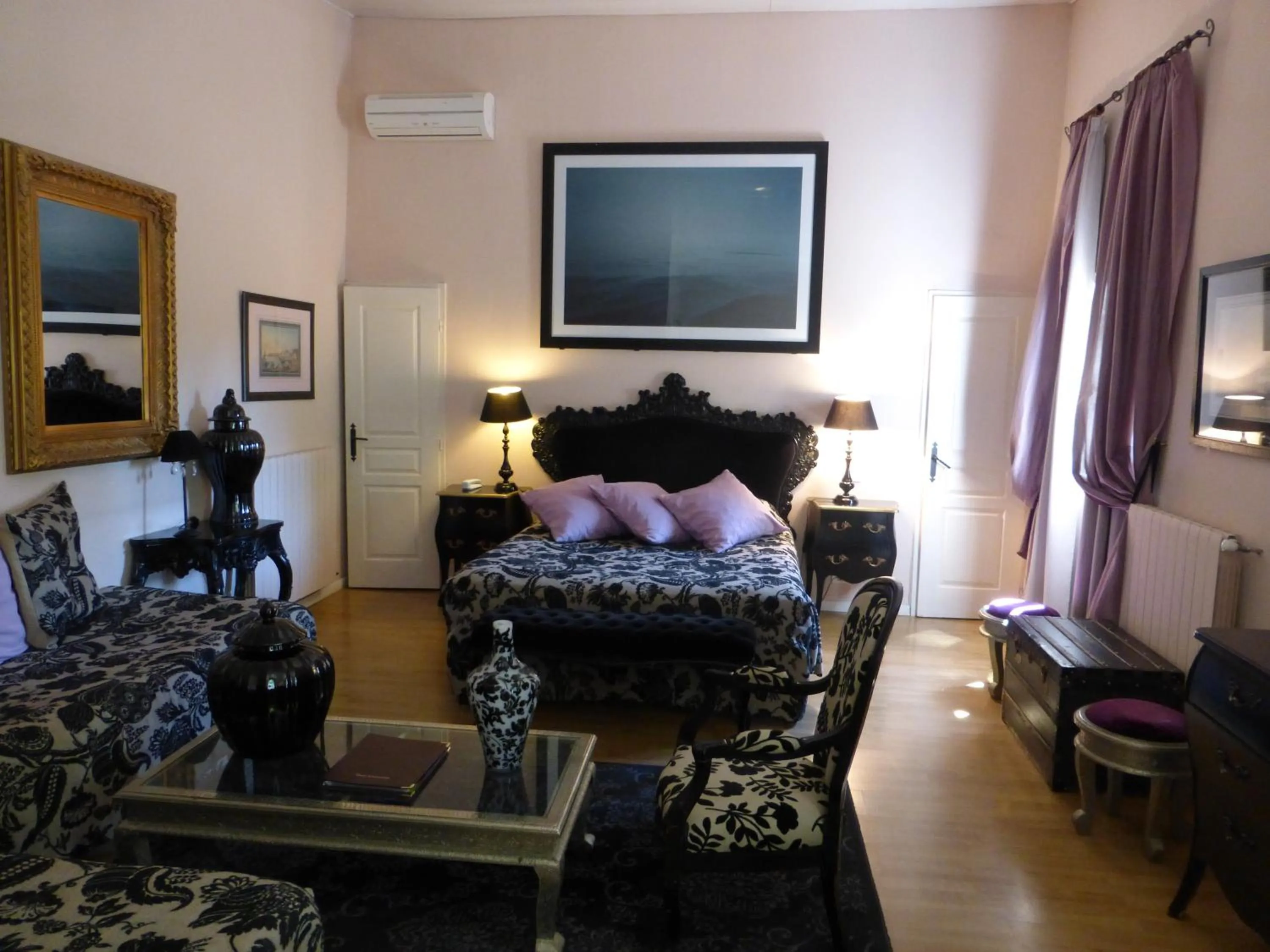 Bedroom, Bed in Mas de la Chapelle