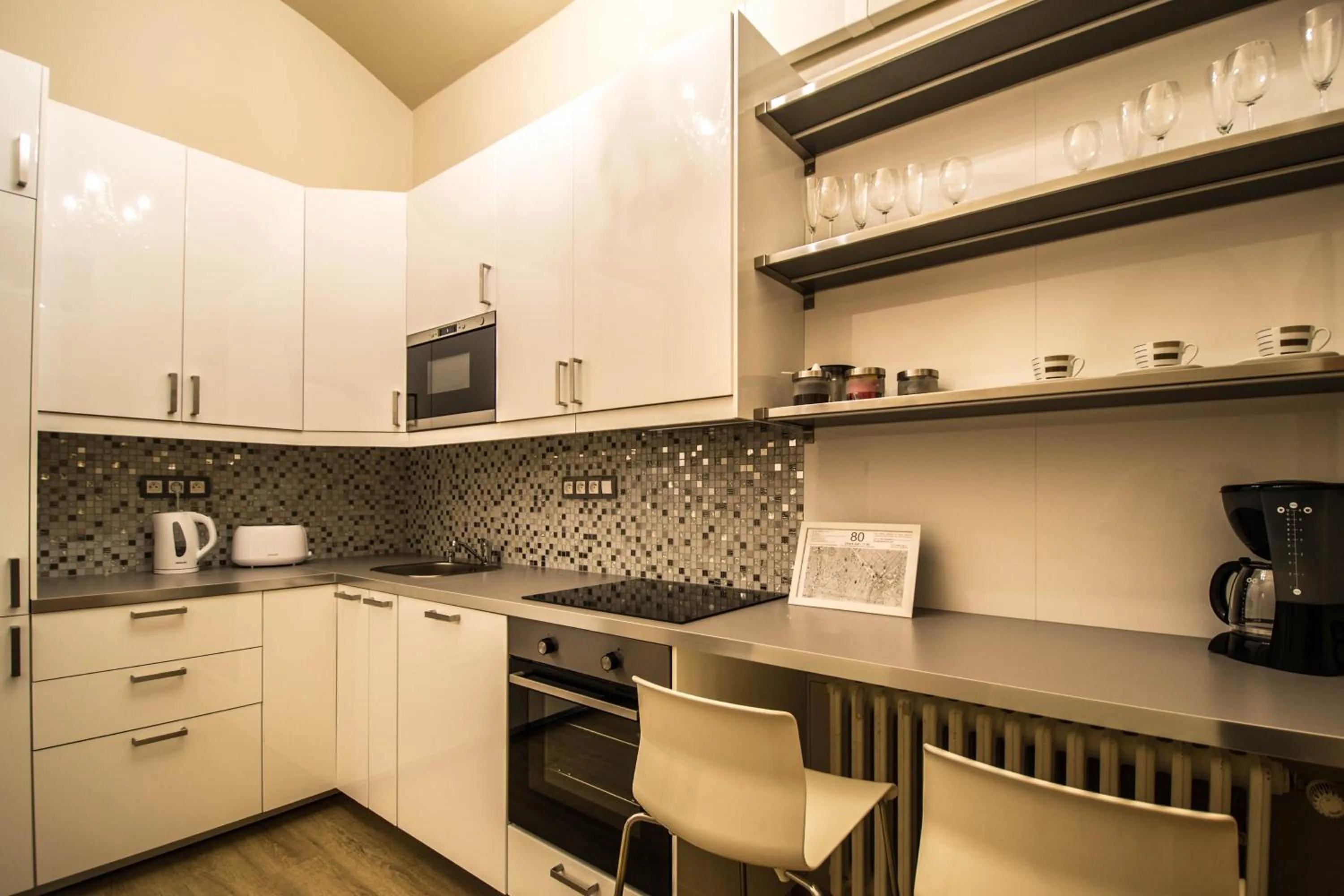 Kitchen or kitchenette in 4BDR Historical Spirit Apt by Ruterra