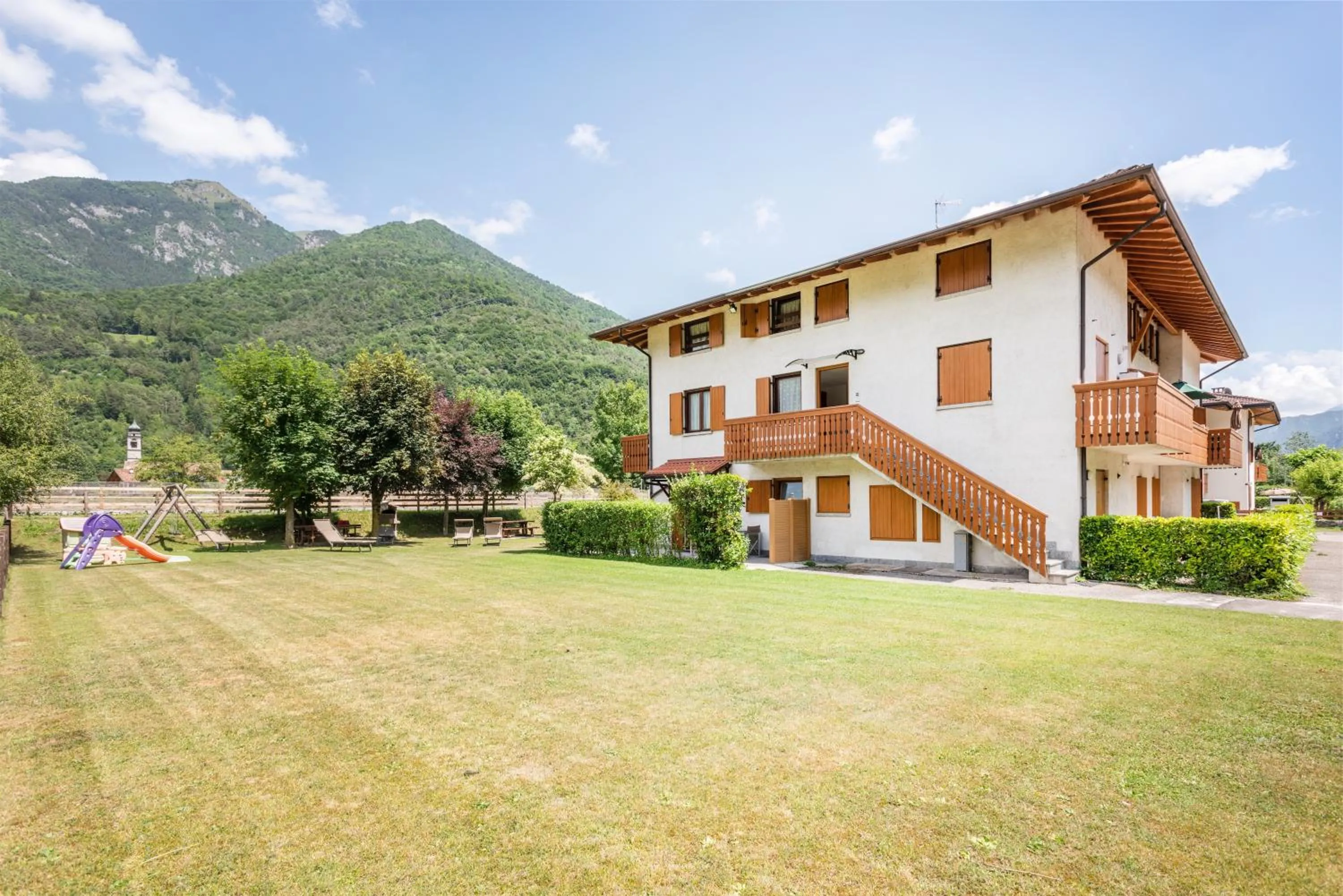 Property building in CROSINA HOLIDAY - Casa Lucia