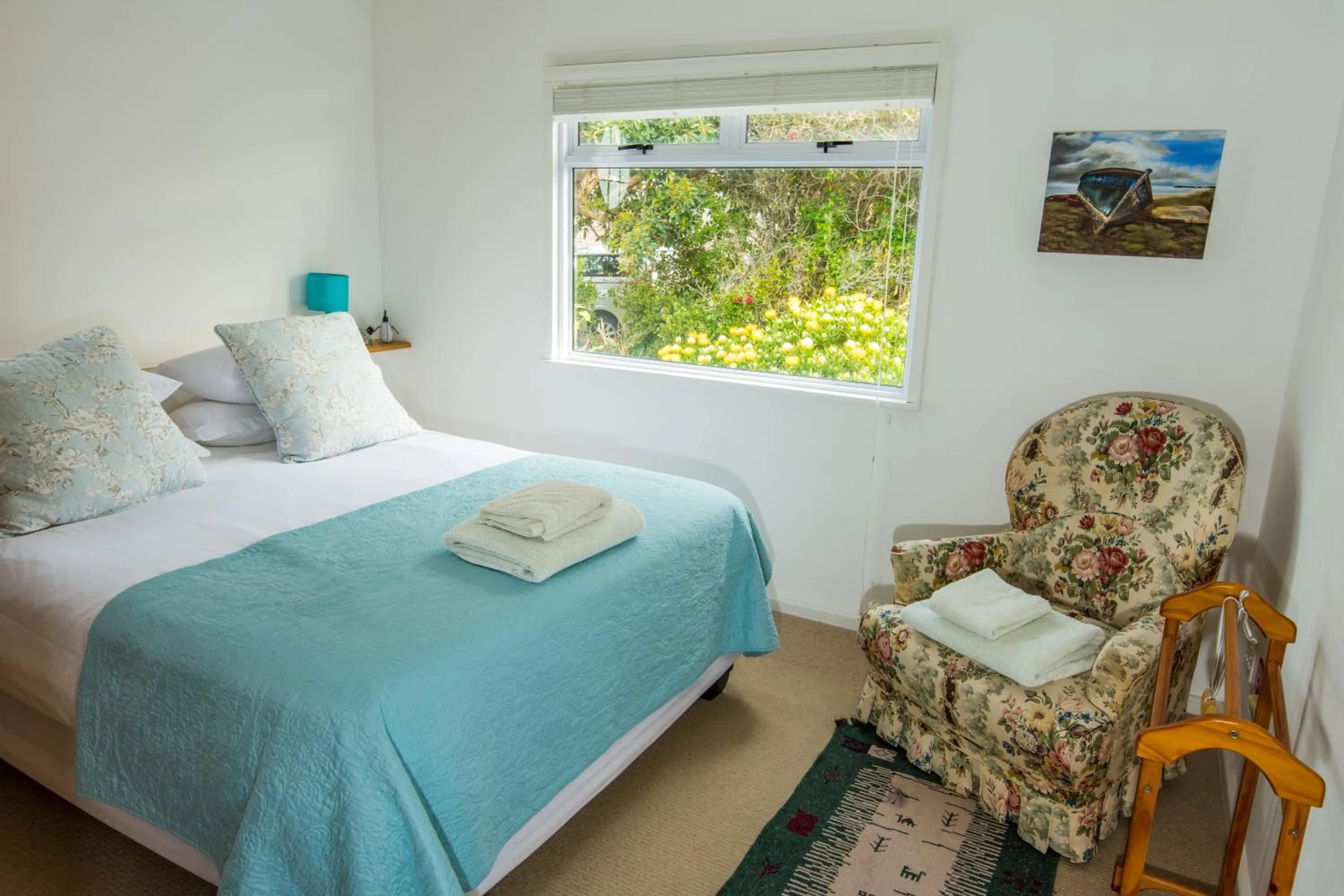 Bed in Quarterdeck Holiday Apartment