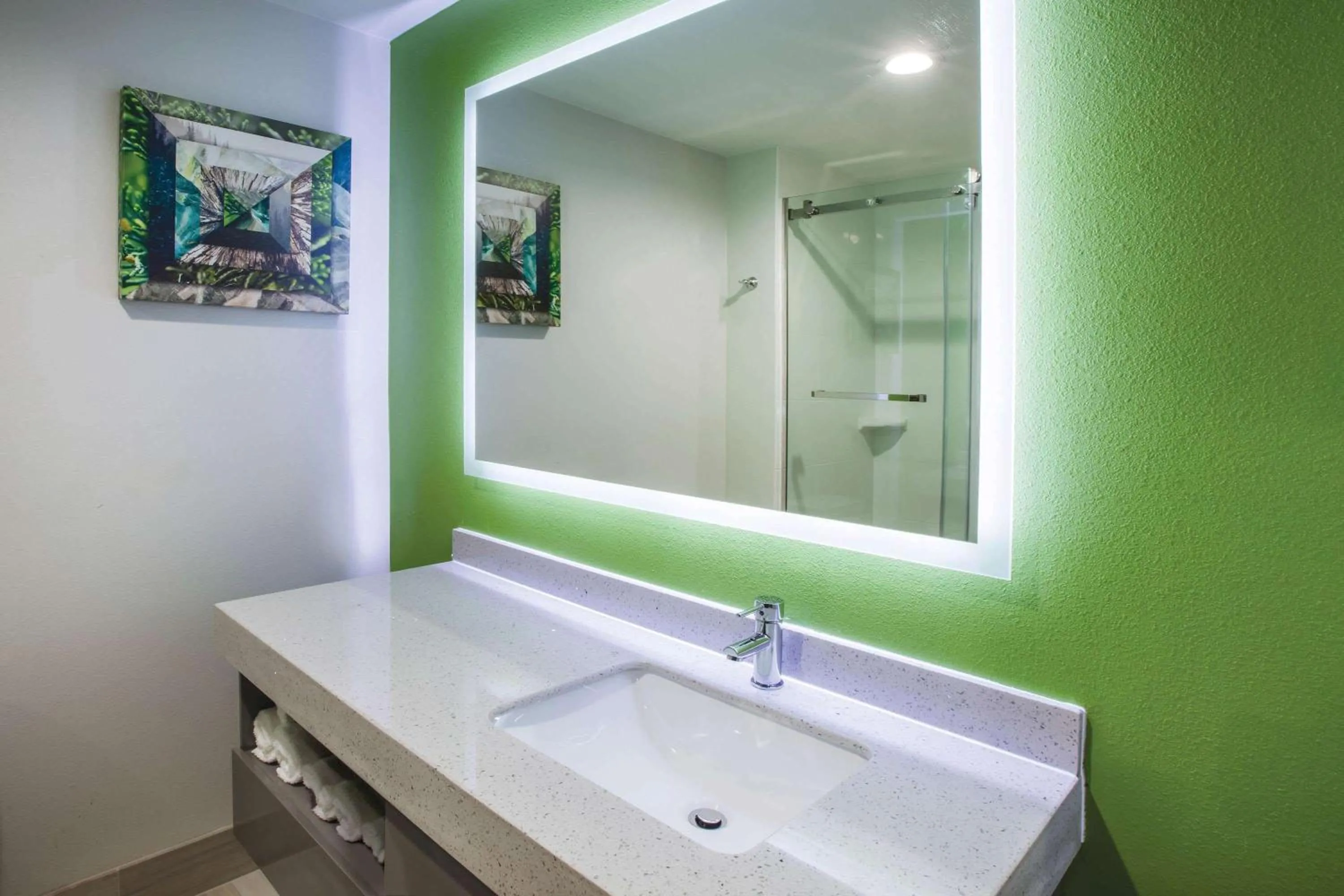 Bathroom in La Quinta by Wyndham Owasso