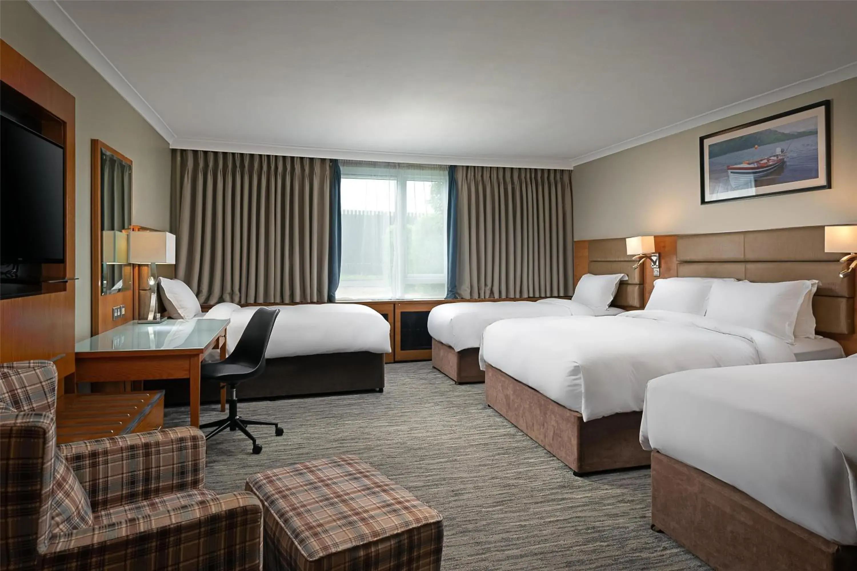 Bedroom, Bed in Radisson BLU Hotel and Spa, Limerick Bedroom, Bed in Radisson BLU Hotel and Spa, Limerick