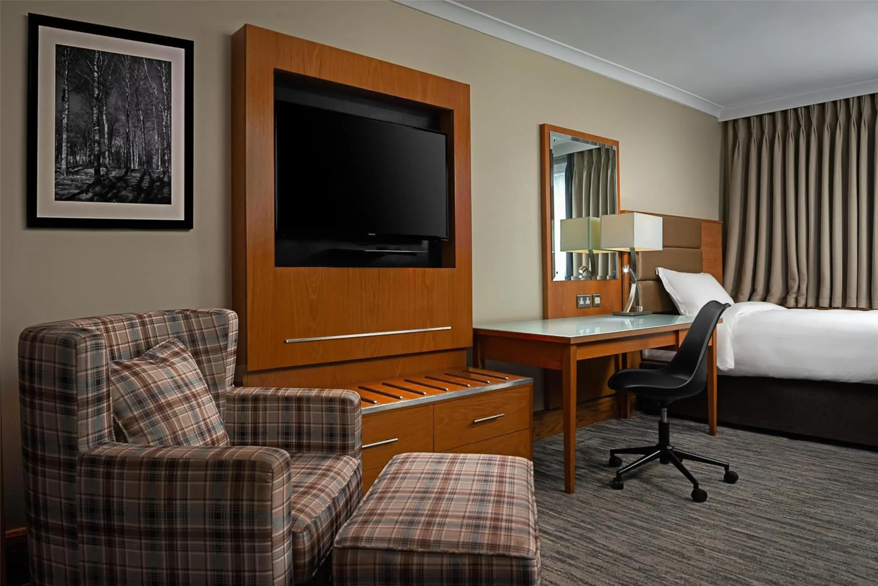 Bedroom in Radisson BLU Hotel and Spa, Limerick Bedroom in Radisson BLU Hotel and Spa, Limerick