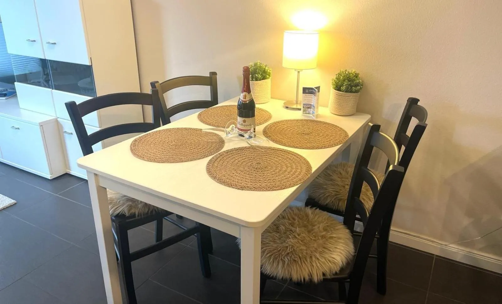Yachthafenresidenz-Wohnung-8107-846