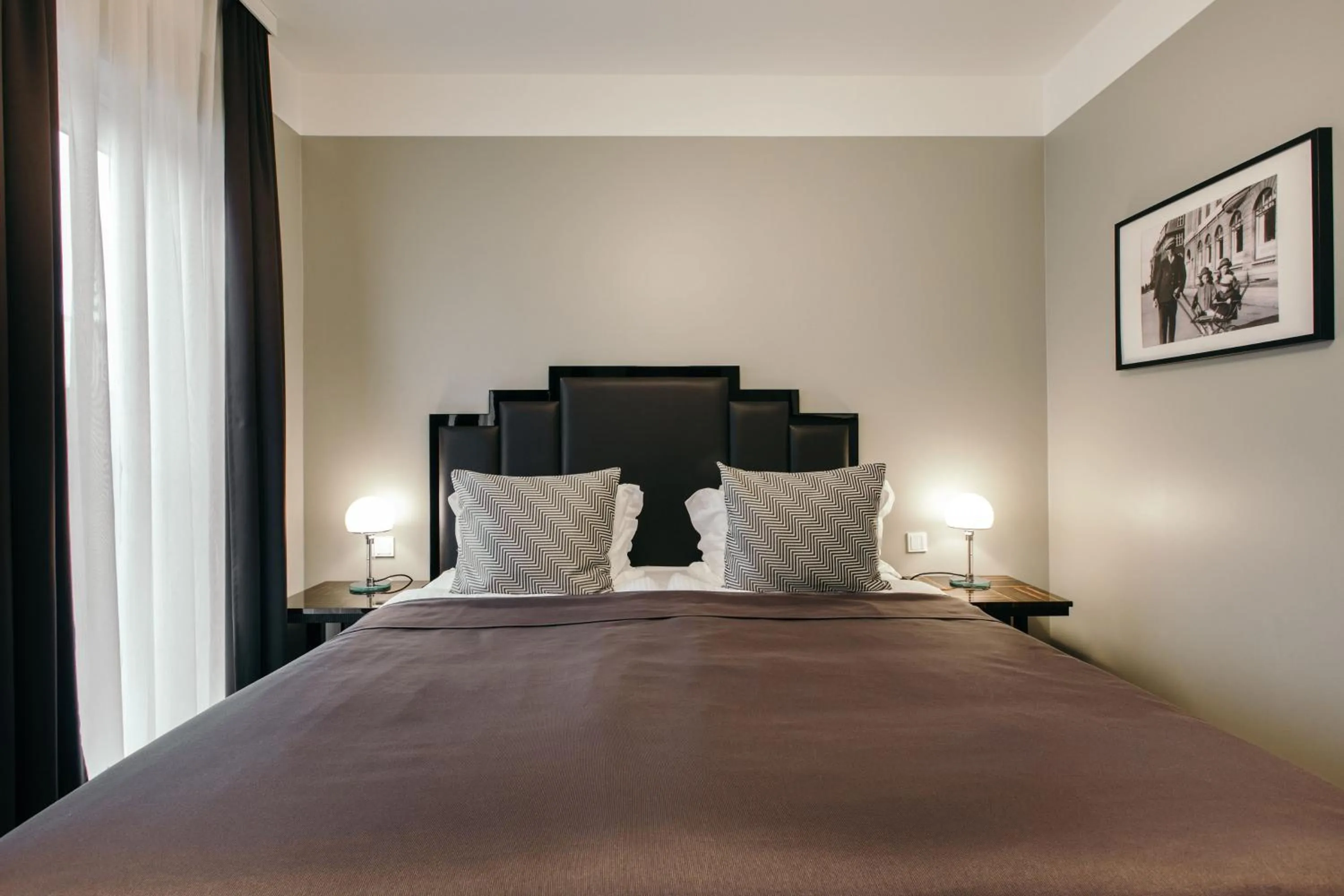 Bedroom, Bed in Hotel Borg by Keahotels