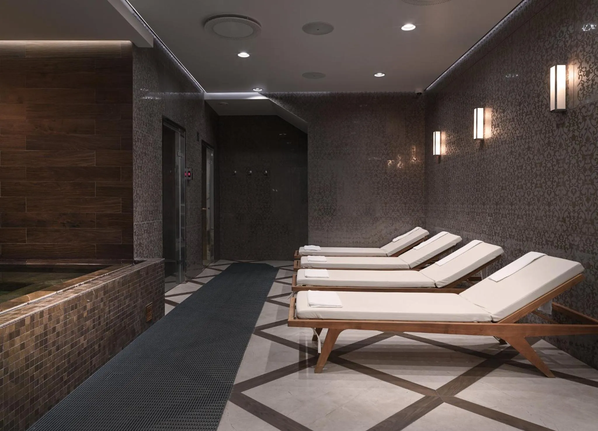 Spa and wellness centre/facilities in Hotel Borg by Keahotels