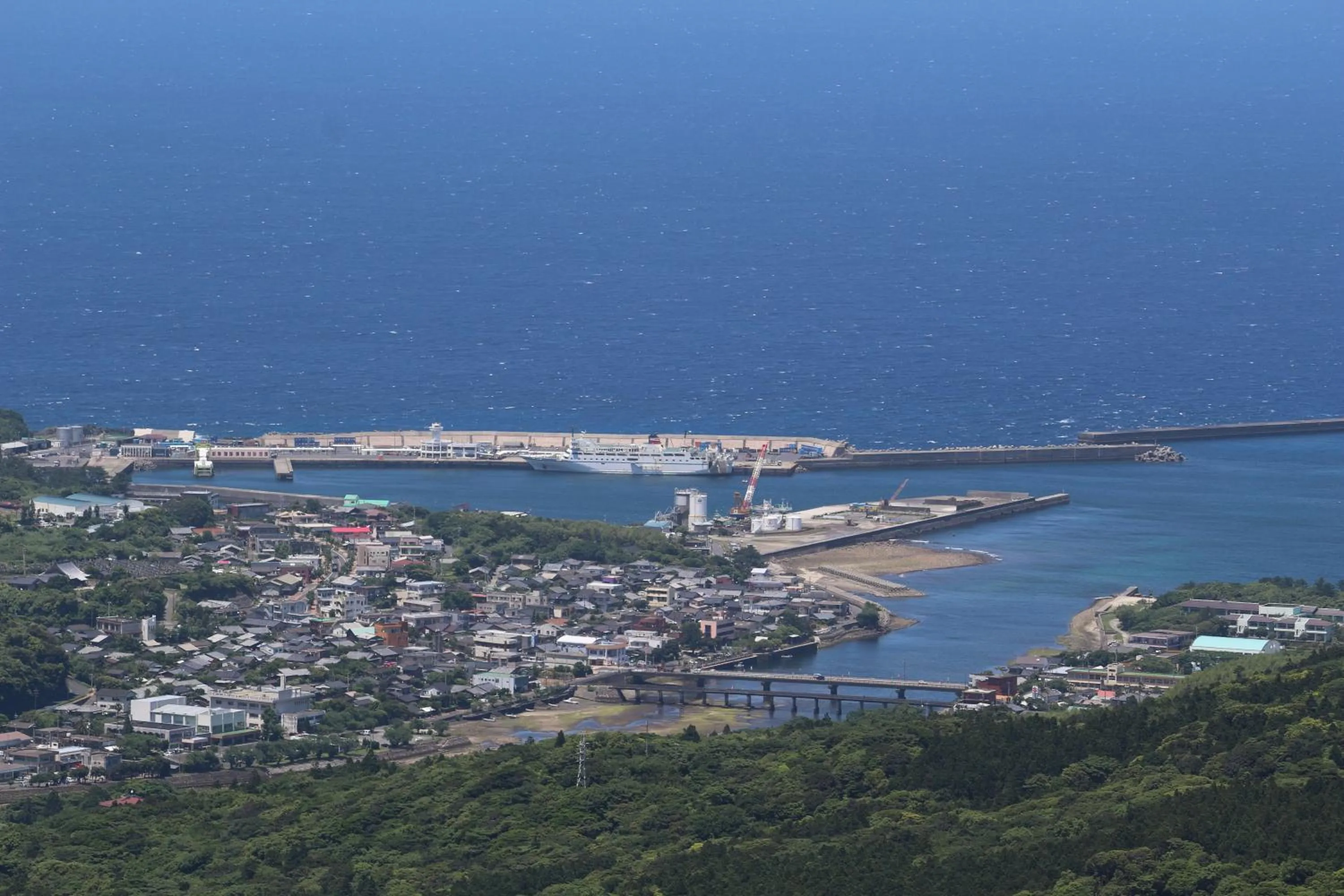Neighbourhood in Cottage Yakusugi House