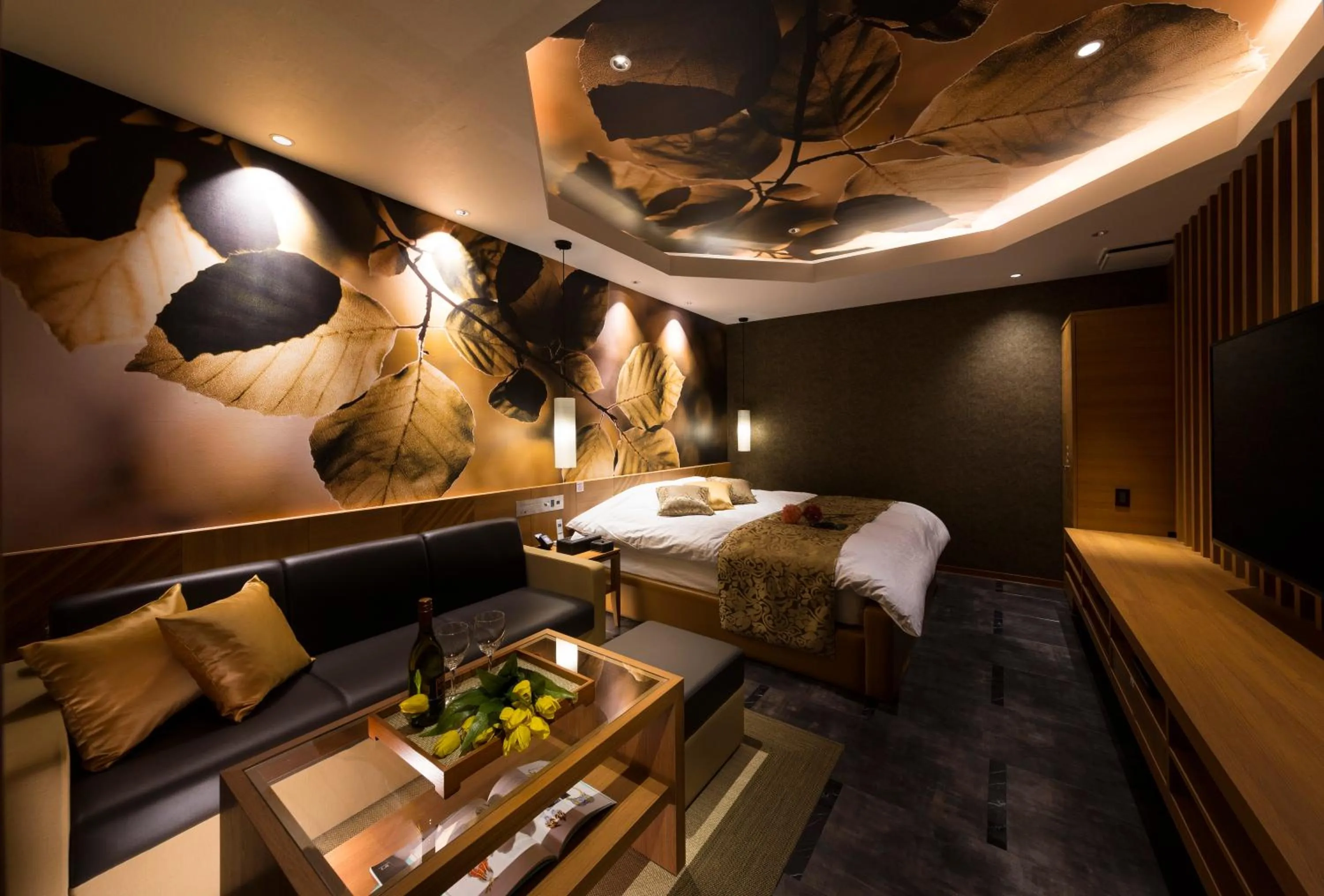 Photo of the whole room, Bed in Hotel Plant Garden Resort (Adult Only)