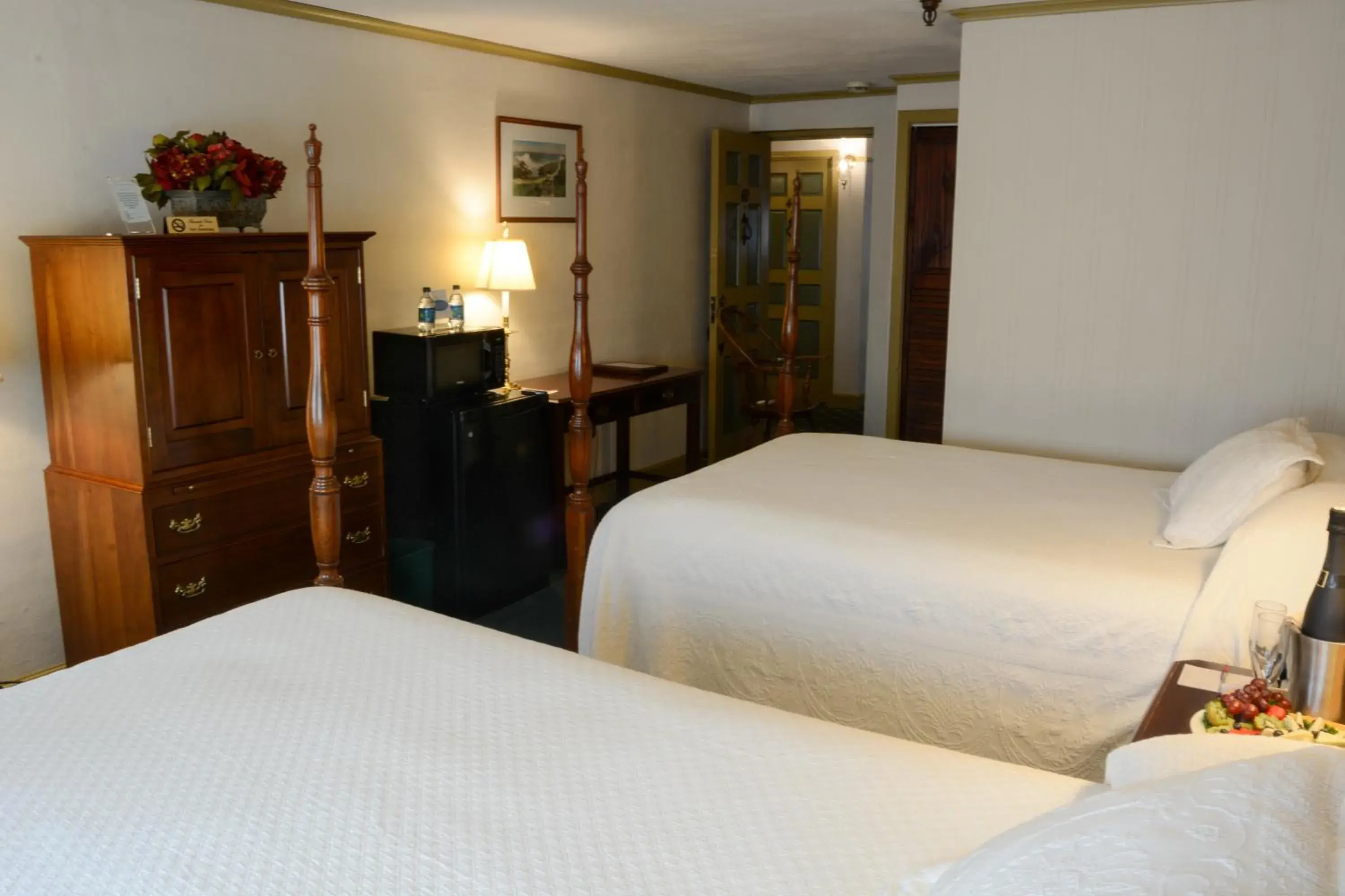 Bed in Lamies Inn & The Old Salt Tavern Bed in Lamies Inn & The Old Salt Tavern