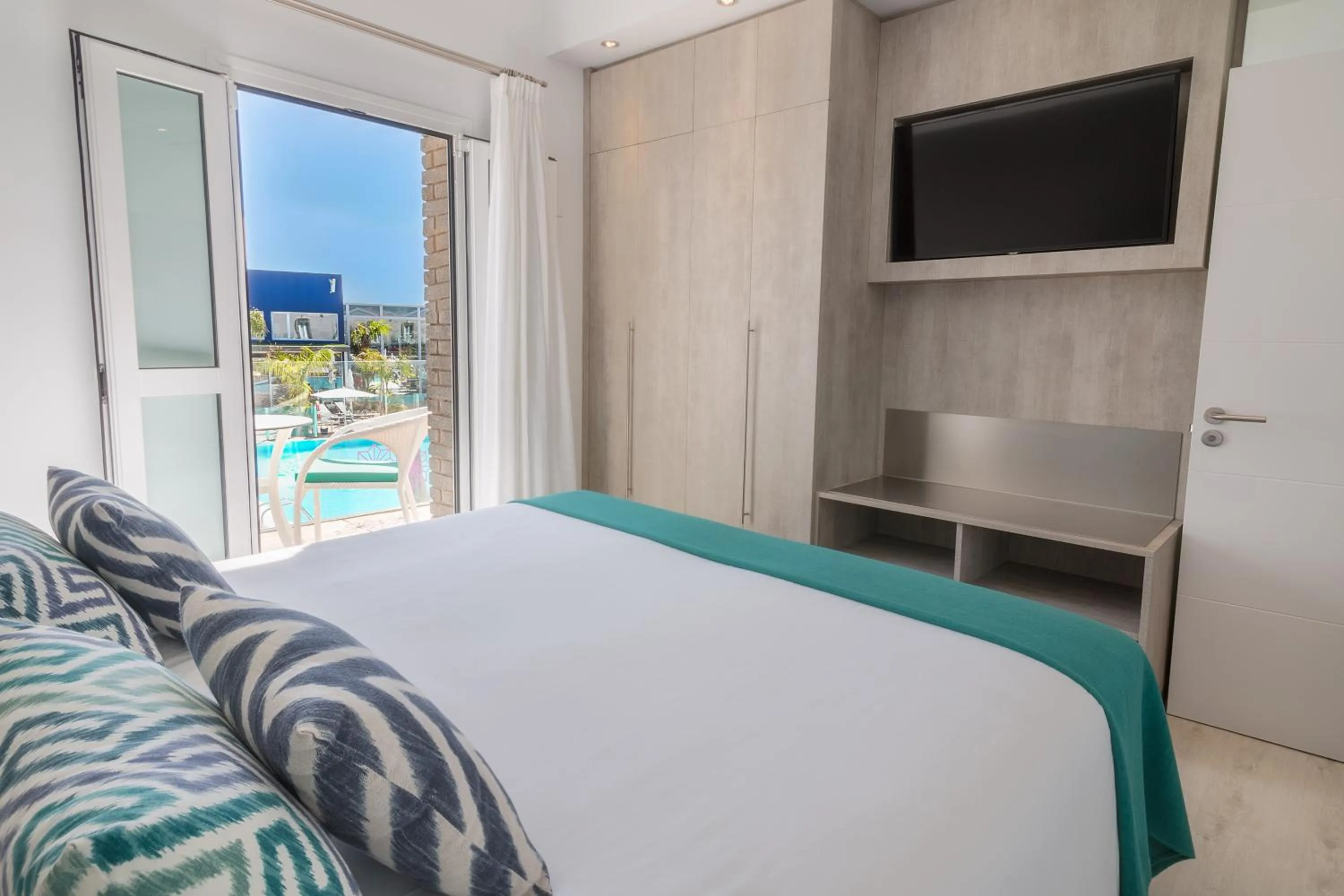 Bedroom, Bed in Hotel LIVVO Los Calderones - Adults recommended