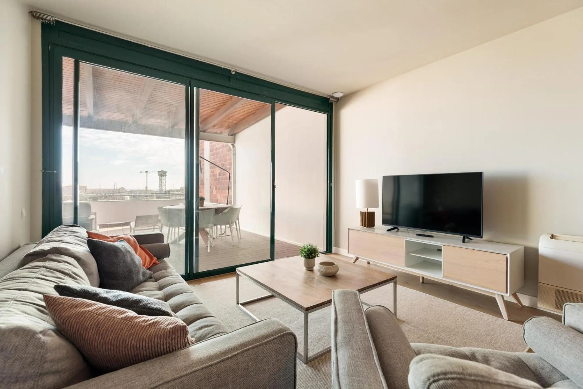 Communal lounge/ TV room in Ola Living Merce