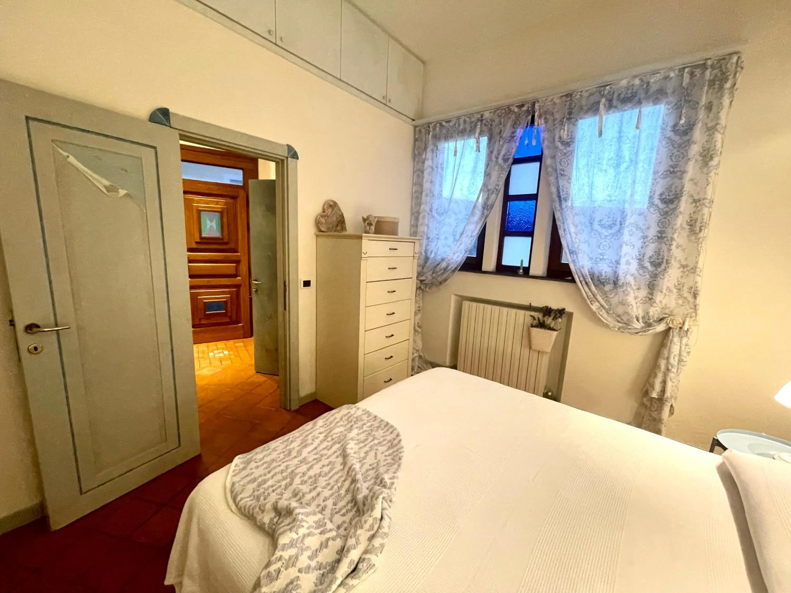 Bedroom, Bed in Villa Soprana by Agenzia SolturElba