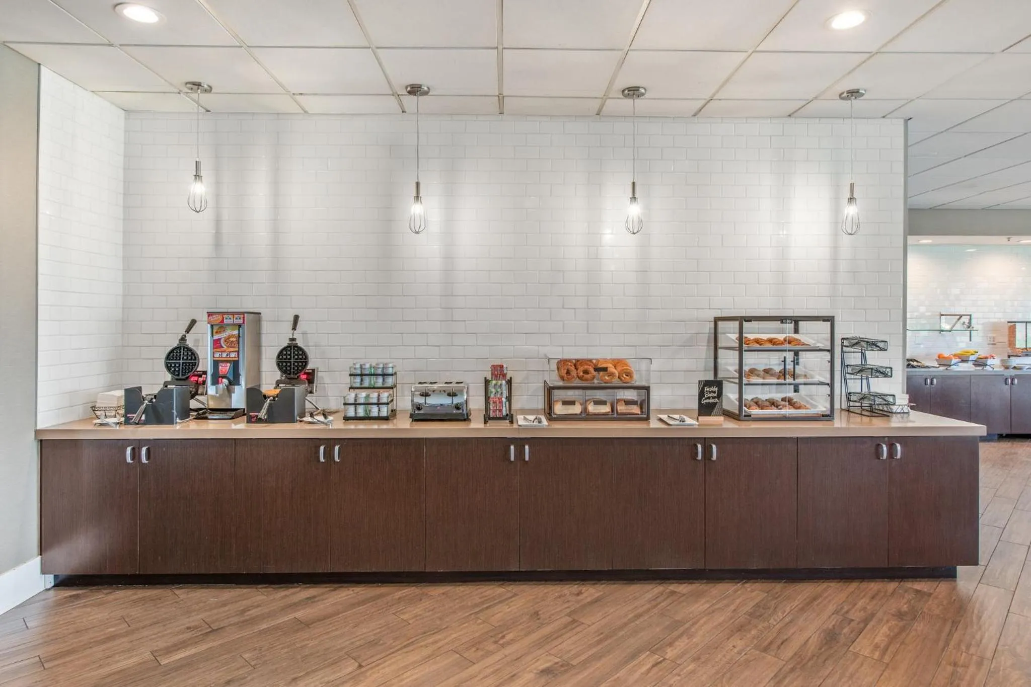 Breakfast in Staybridge Suites Oxnard - River Ridge by IHG