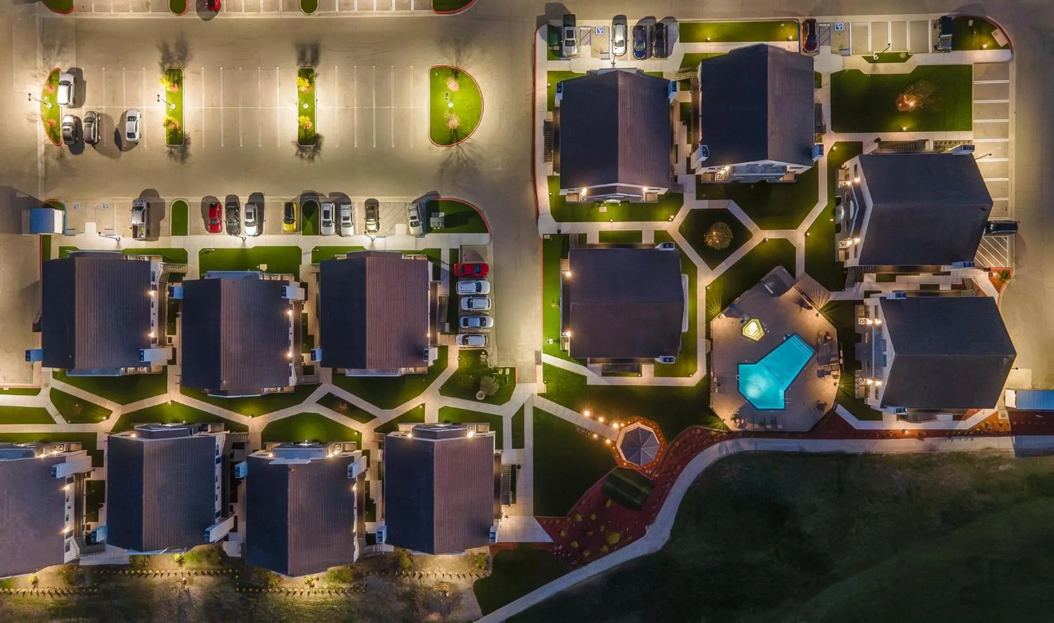 Property building in Staybridge Suites Oxnard - River Ridge by IHG