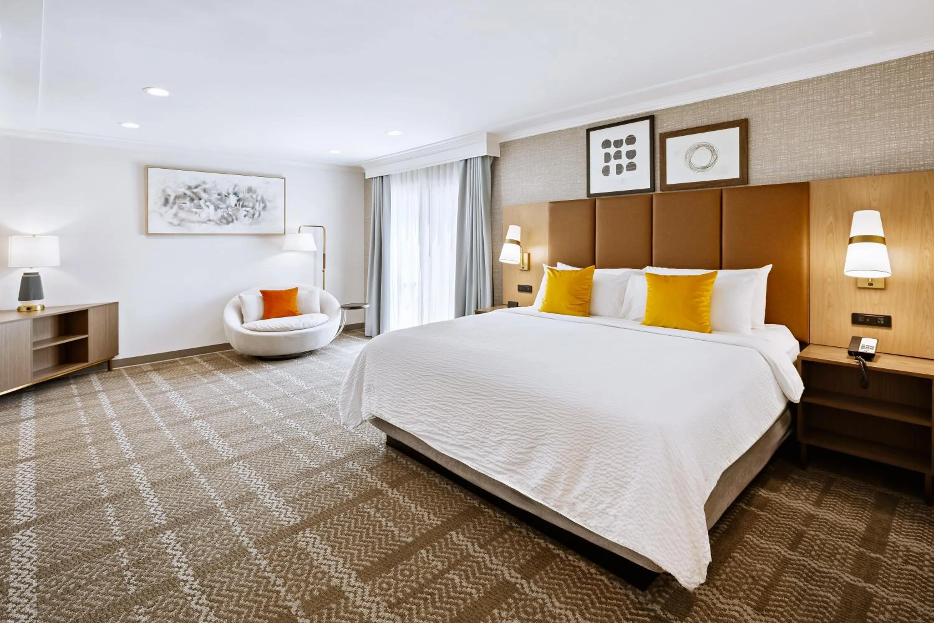 Bed in Staybridge Suites Oxnard - River Ridge by IHG